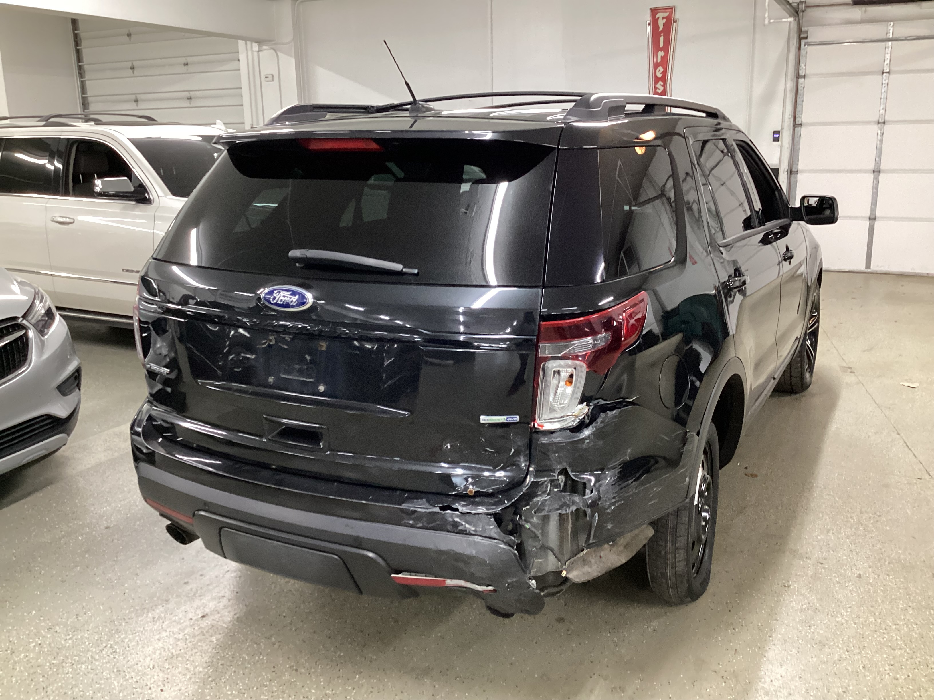 2015 FORD Explorer Sport 4WD - Image 3