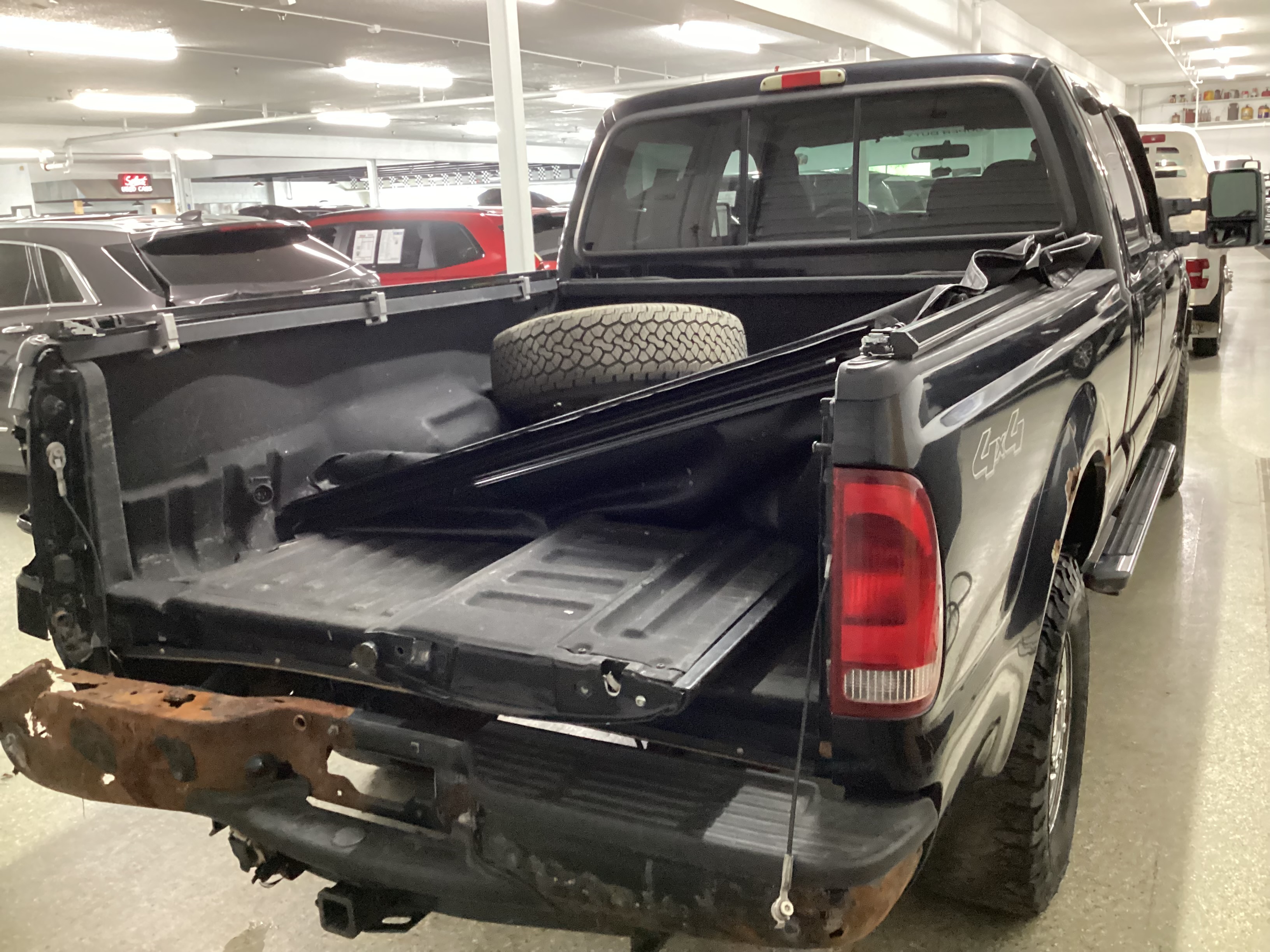 2006 FORD F-250 Super Duty XLT 4WD - Image 3