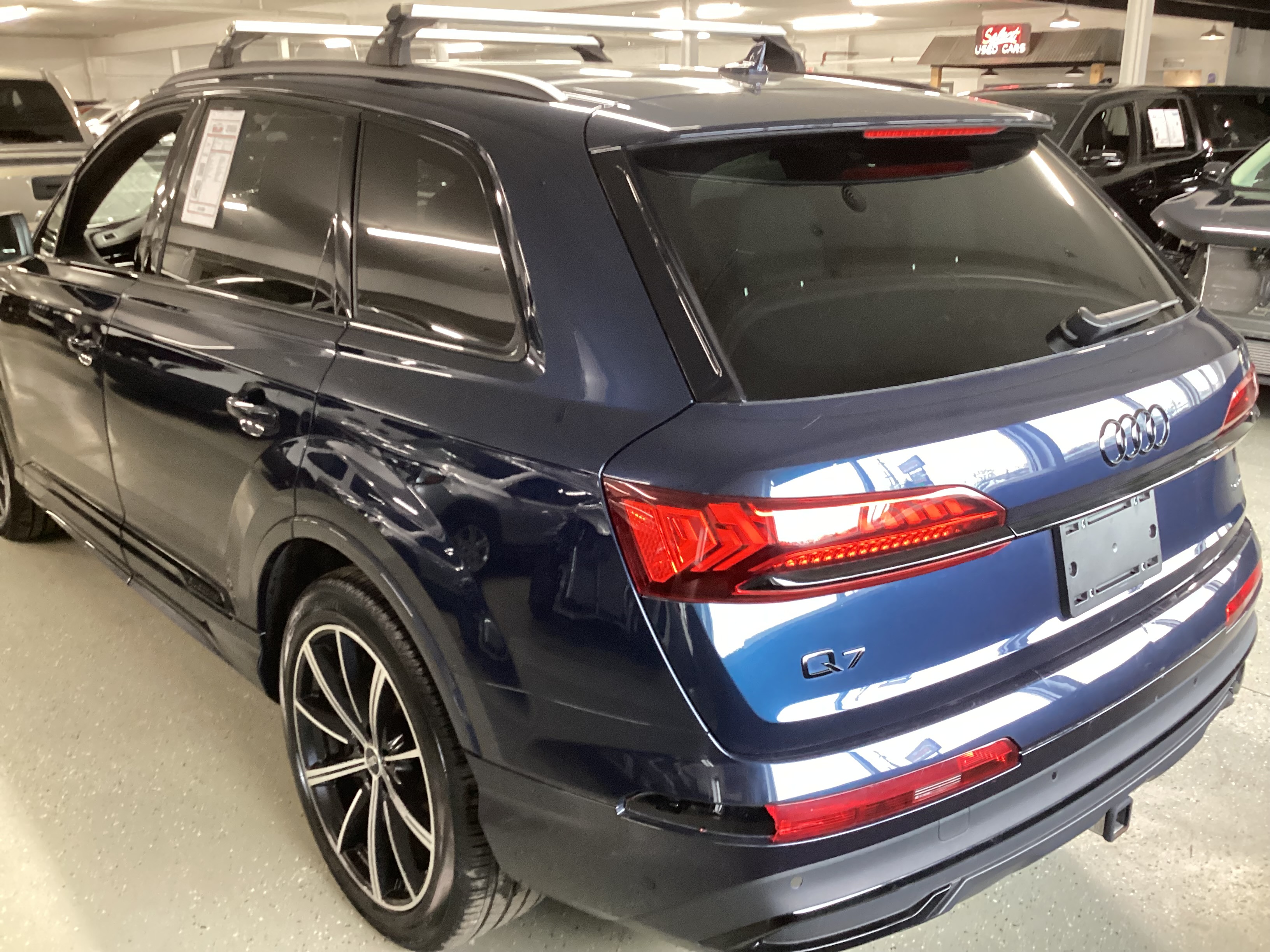 2023 AUDI Q7 Premium Plus 55 TFSi AWD - Image 2