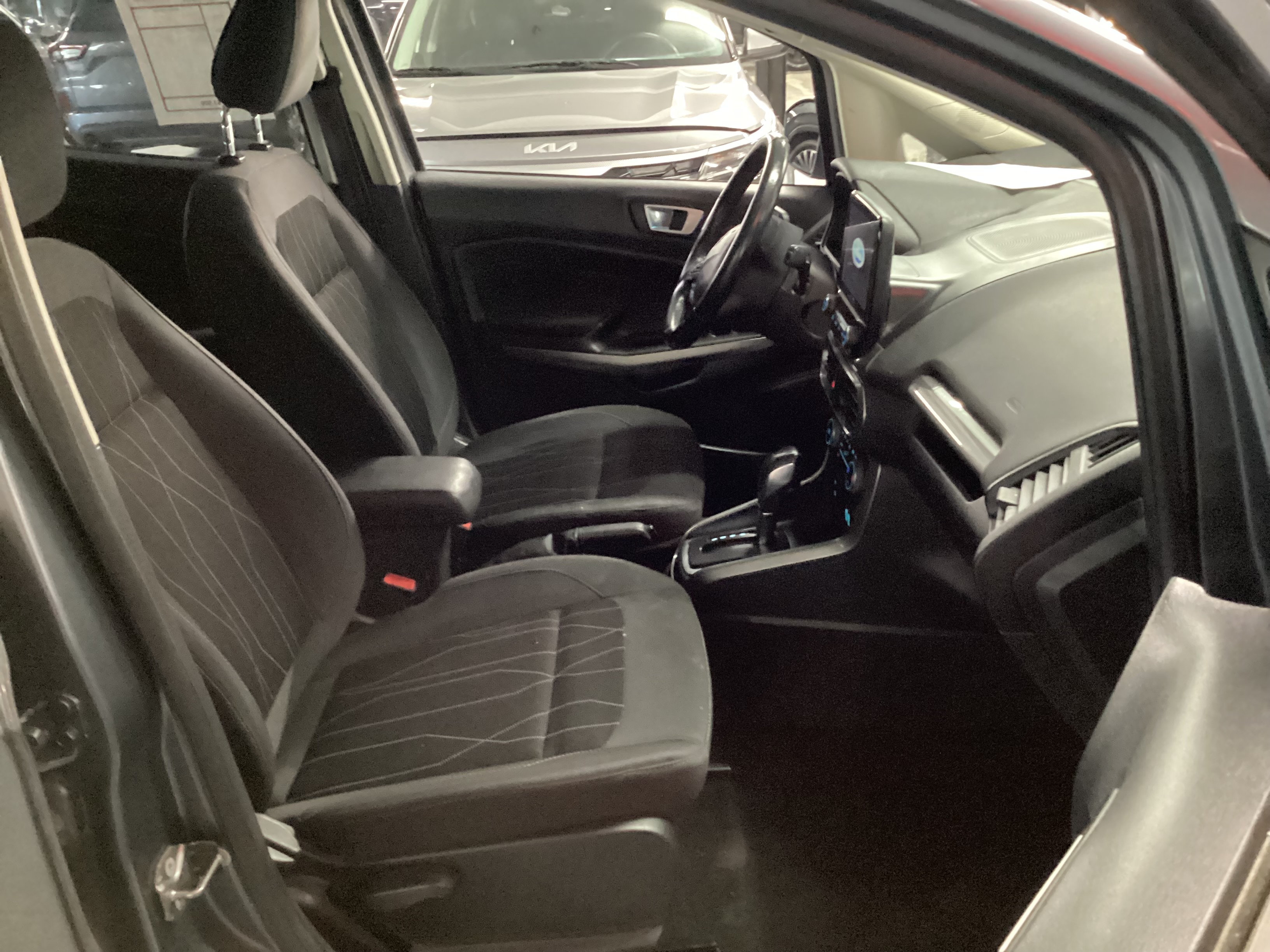 2018 FORD Ecosport SE - Image 12