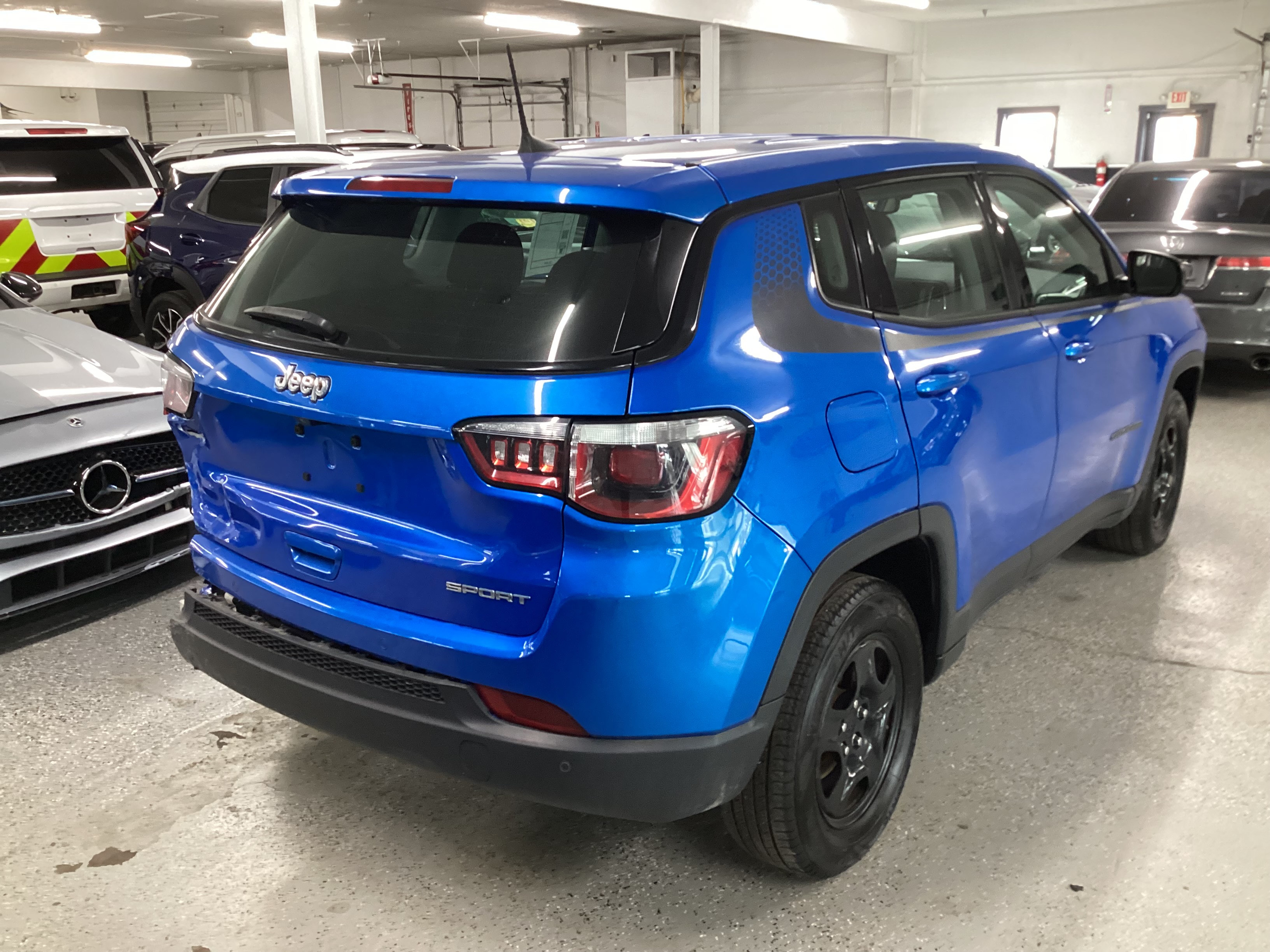 2018 JEEP Compass Sport - Image 3