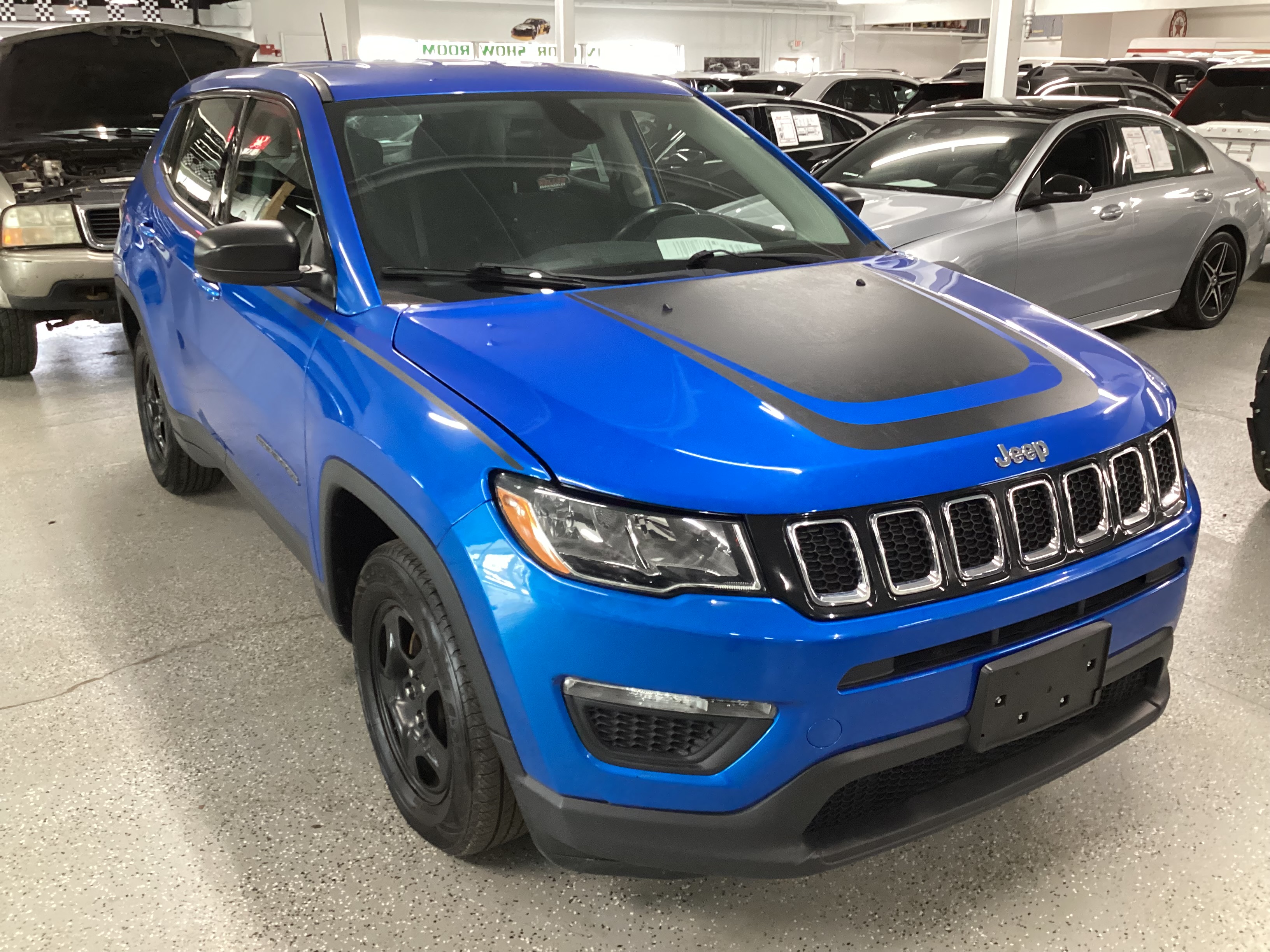 2018 JEEP Compass Sport - Image 4