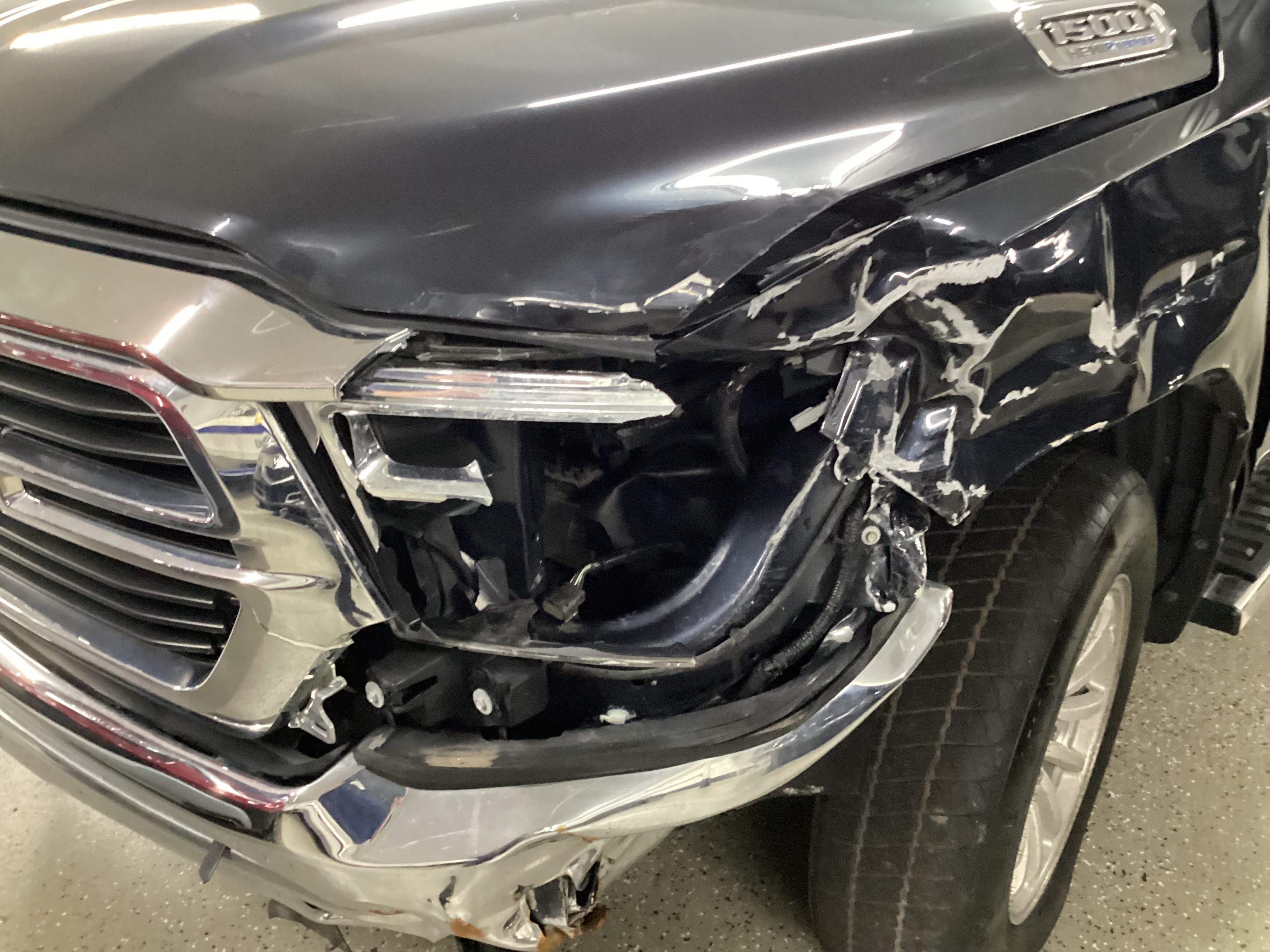 2021 RAM 1500 Big Horn Crew Cab 4WD - Image 7