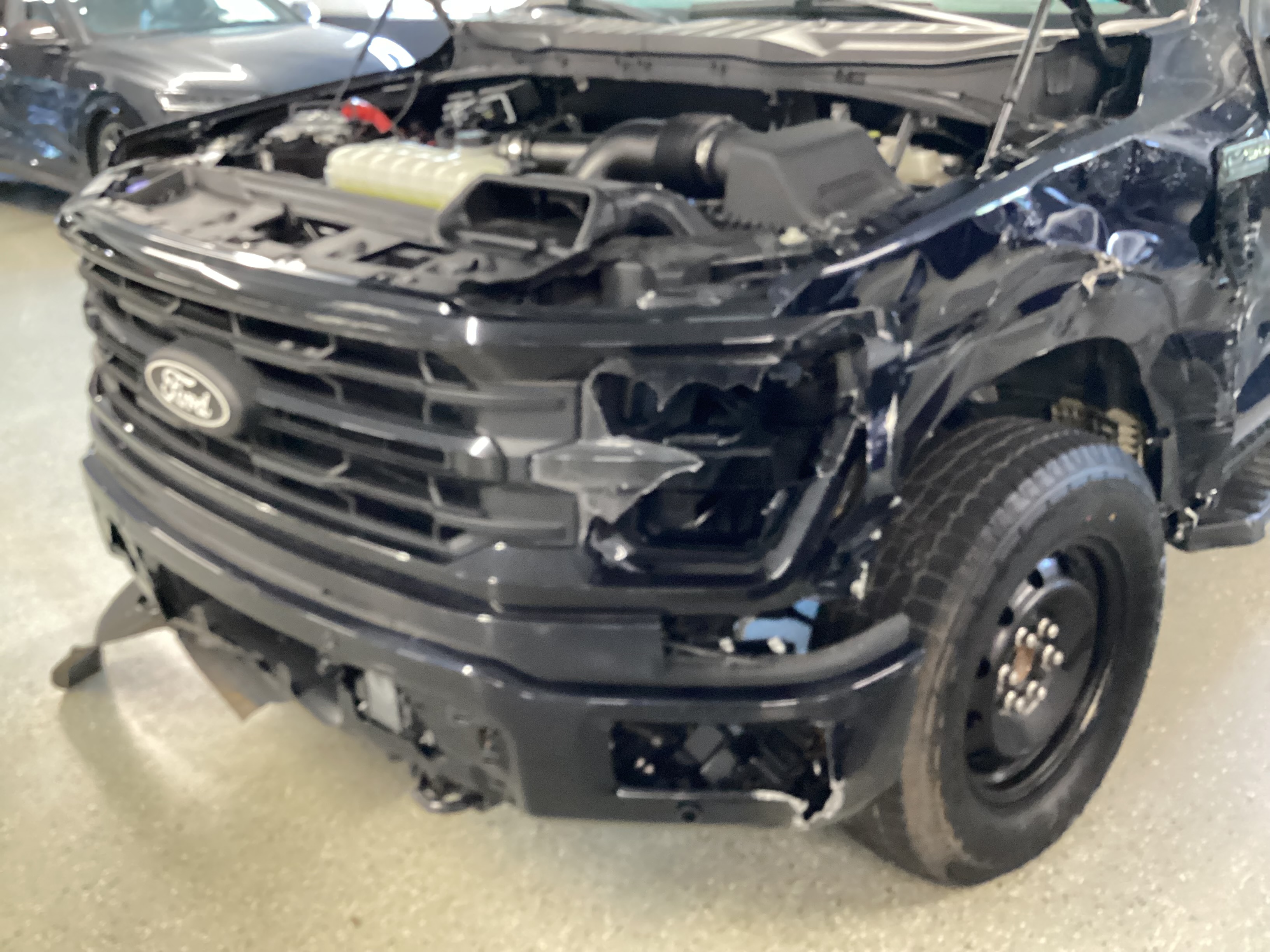 2025 FORD F-150 XLT 4WD SuperCrew - Image 7