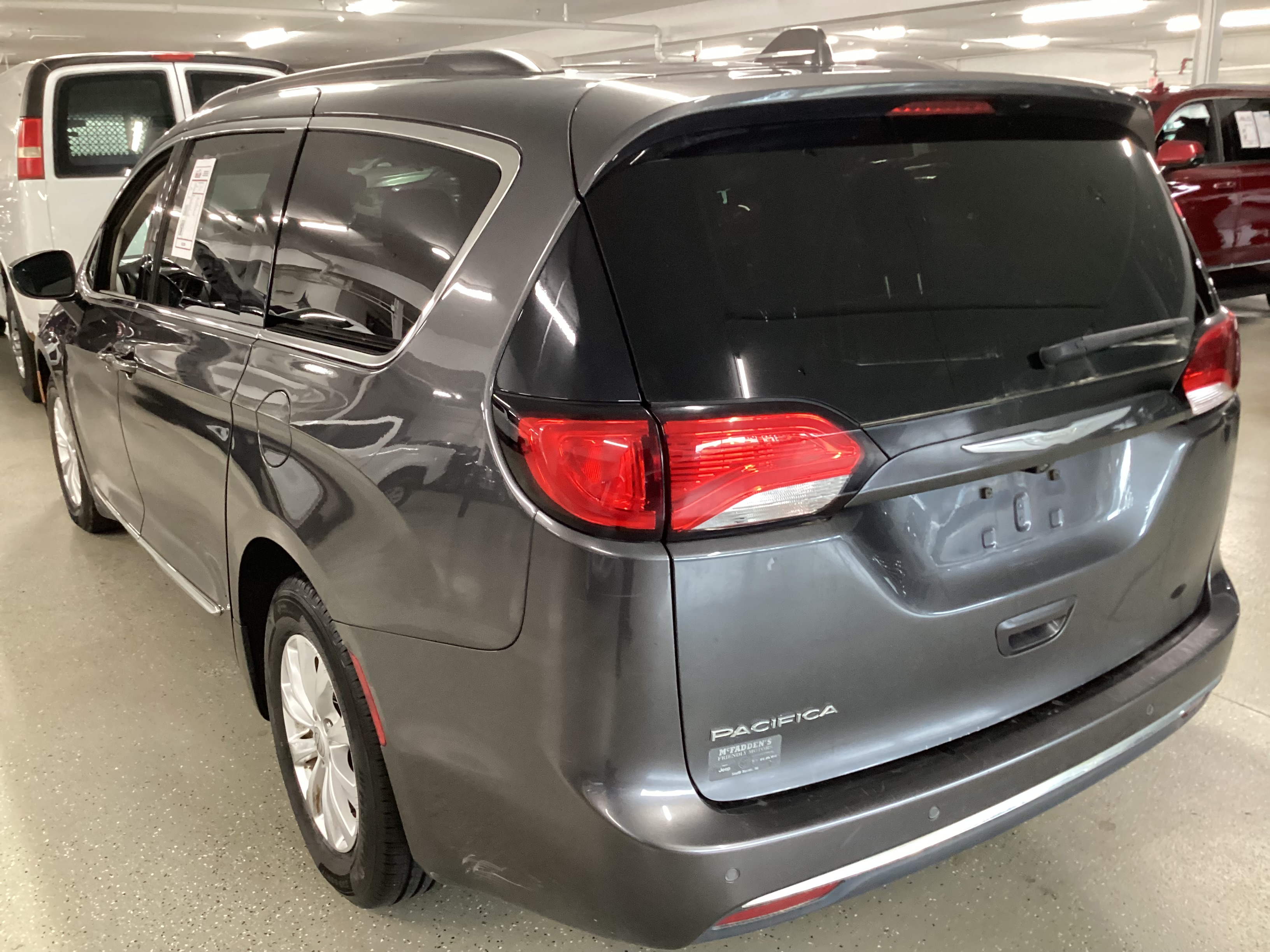 2017 CHRYSLER Pacifica Touring-L - Image 2