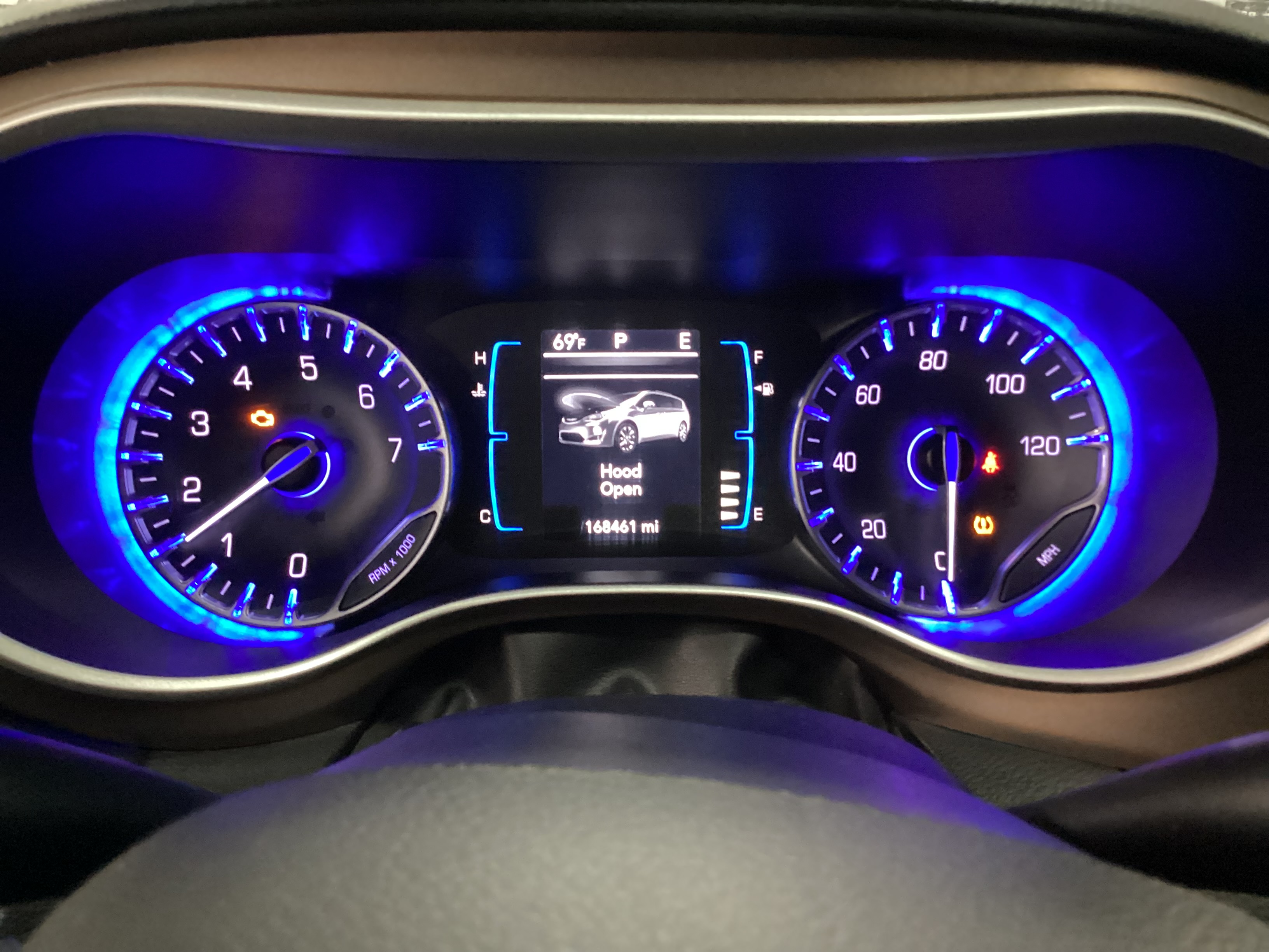 2017 CHRYSLER Pacifica Touring-L - Image 11