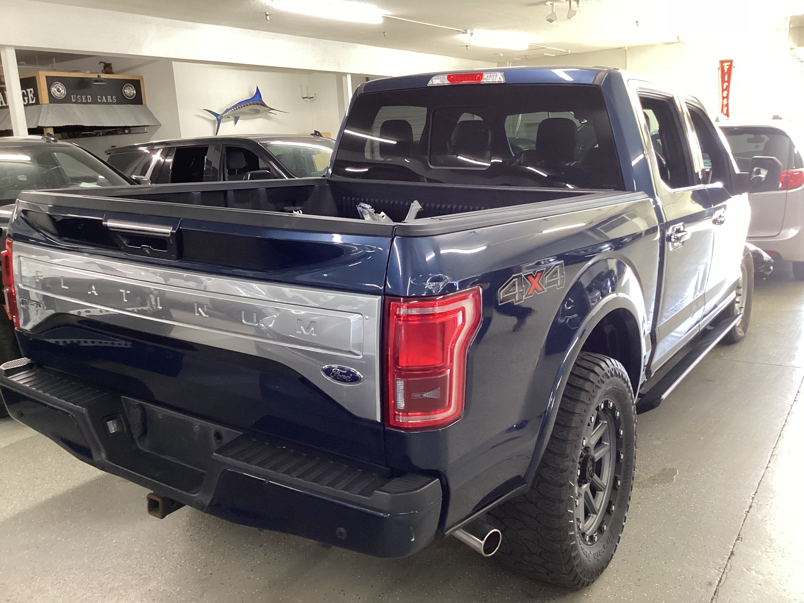 2017 FORD F-150 SuperCrew Platinum 4WD - Image 3
