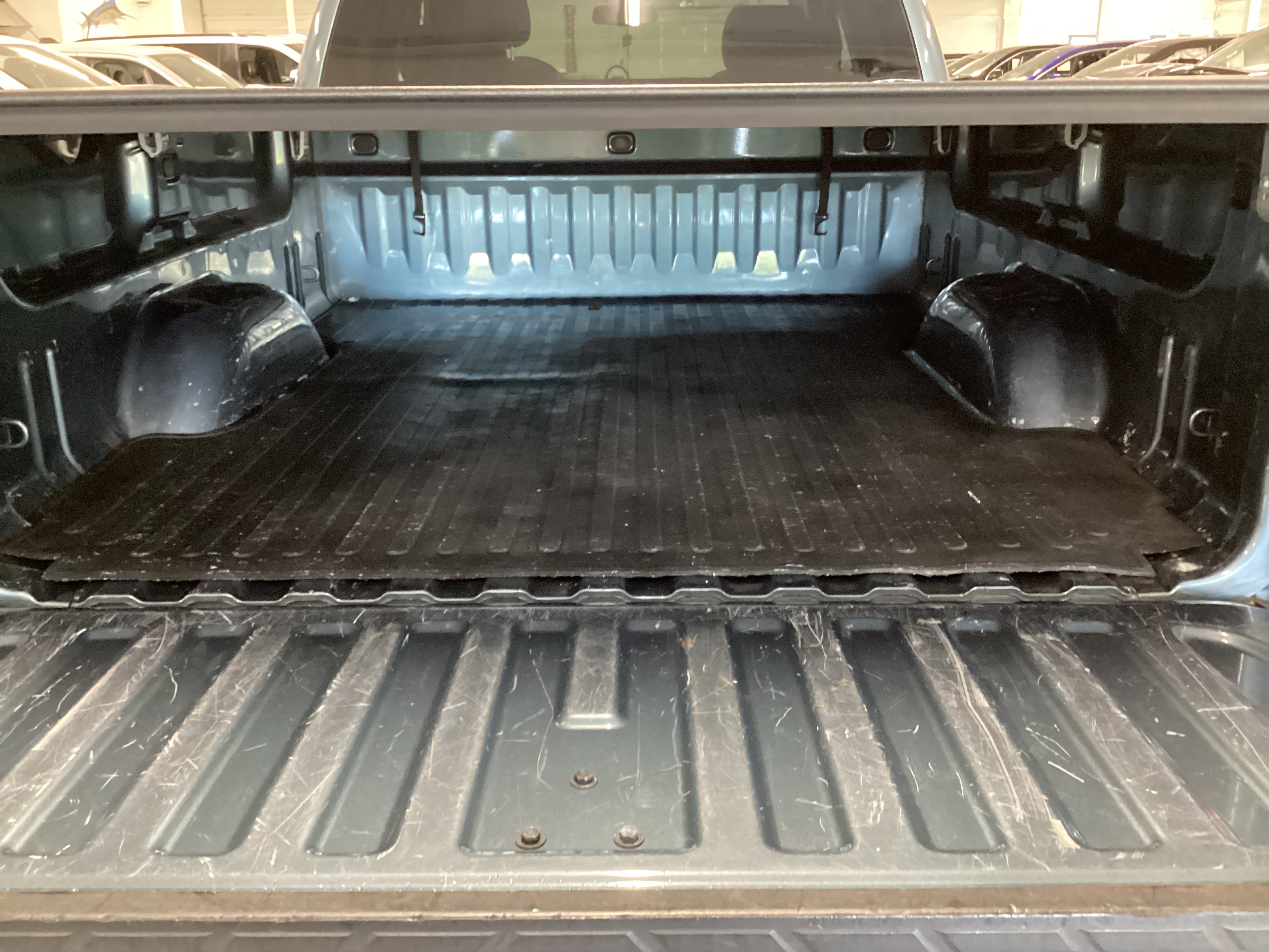 2013 GMC Sierra SL 4WD Ext. Cab - Image 7