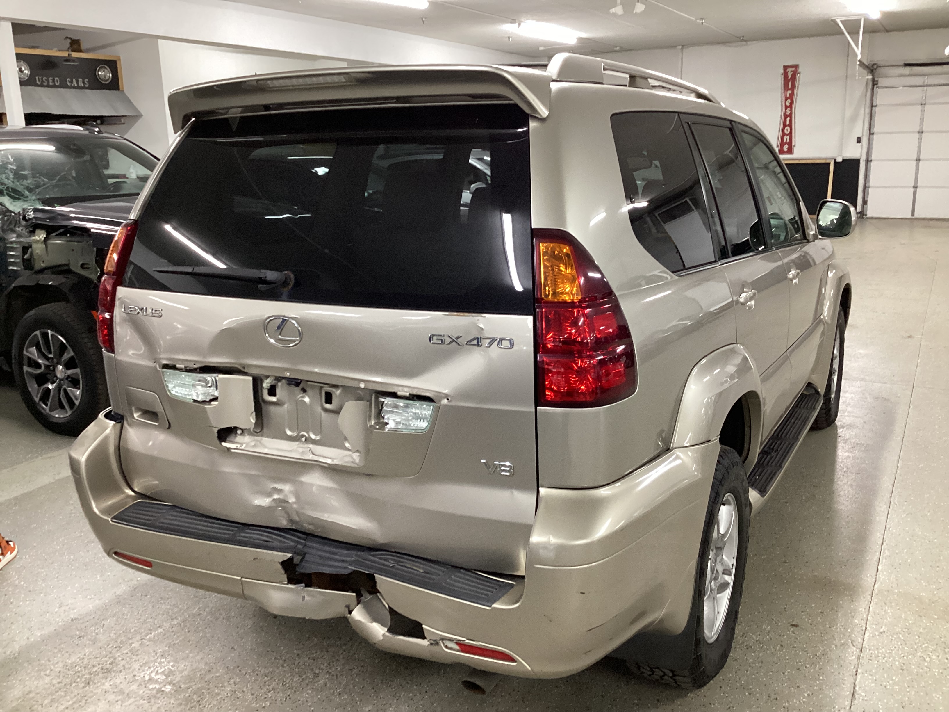 2005 LEXUS GX470 4WD - Image 3