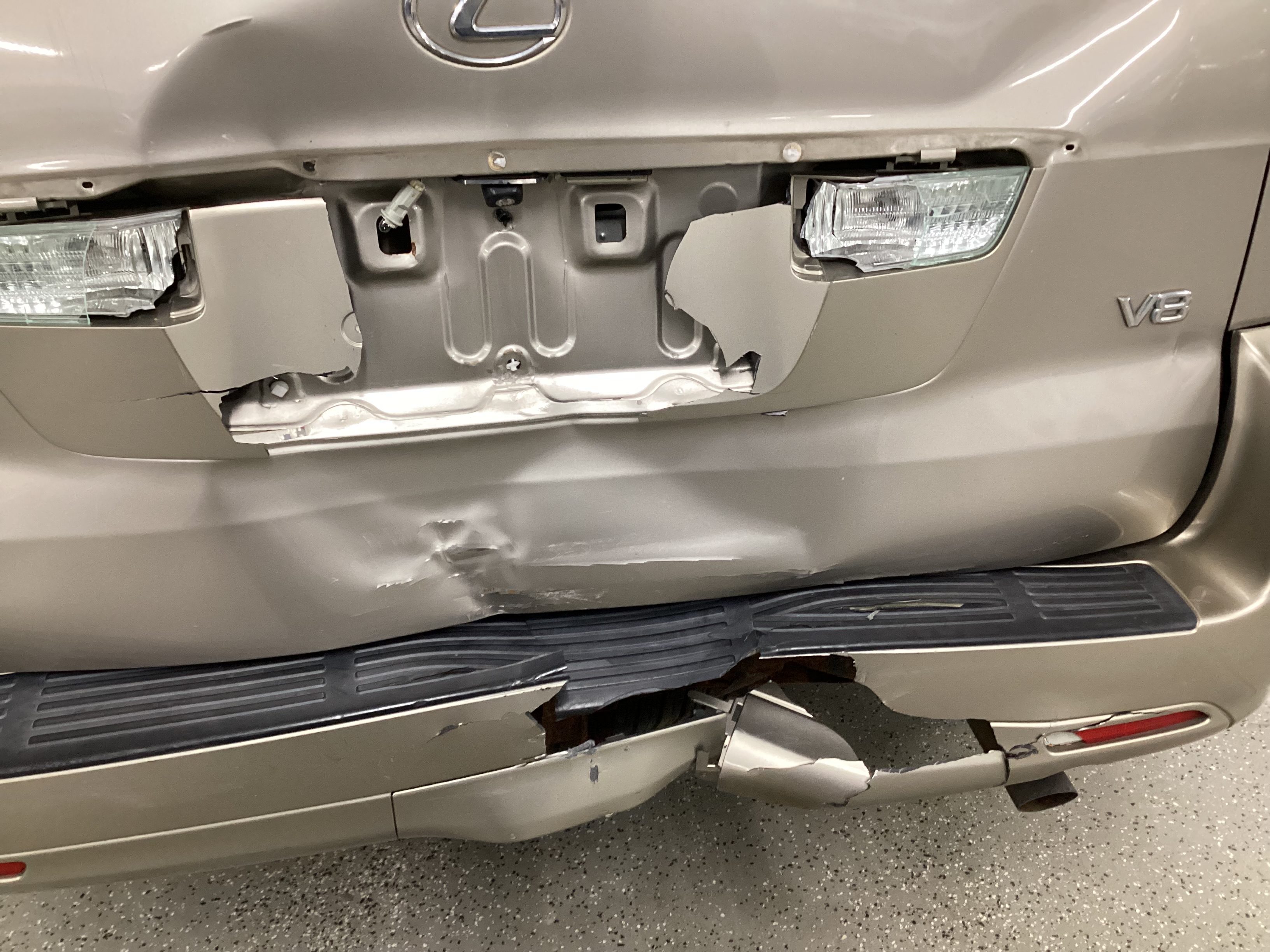 2005 LEXUS GX470 4WD - Image 8