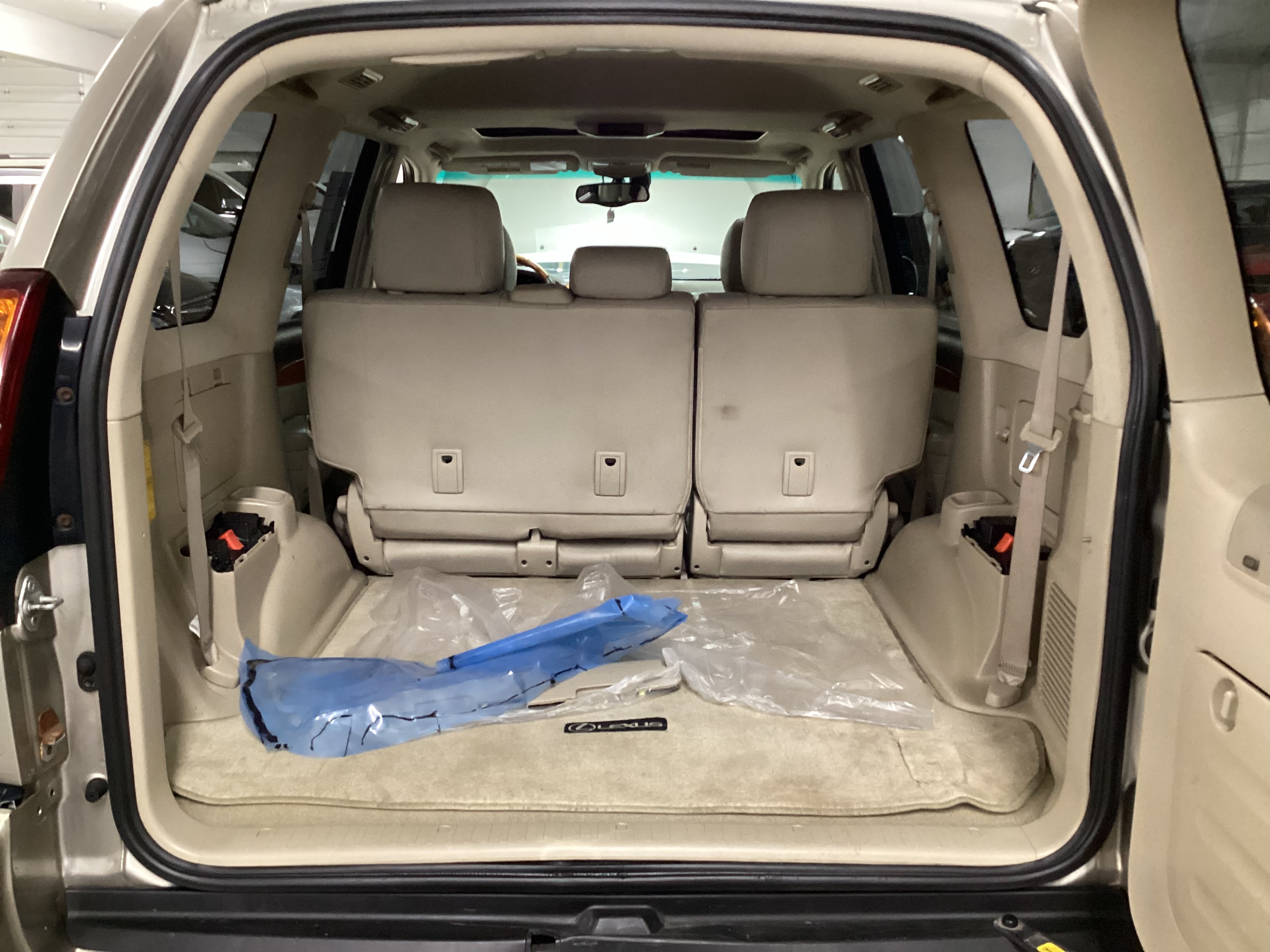 2005 LEXUS GX470 4WD - Image 9