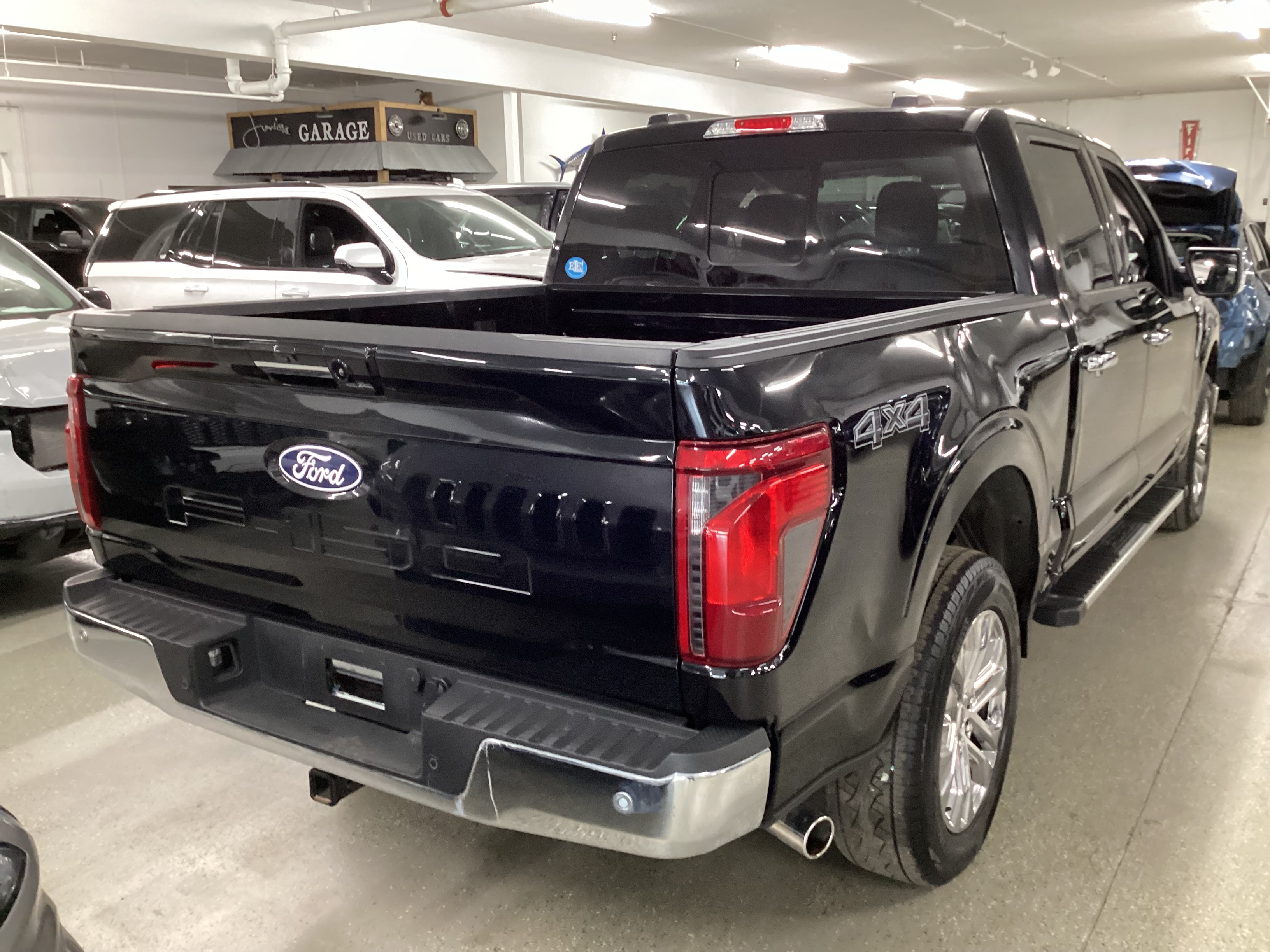 2024 FORD F-150 PowerBoost XLT SuperCrew 4WD - Image 3