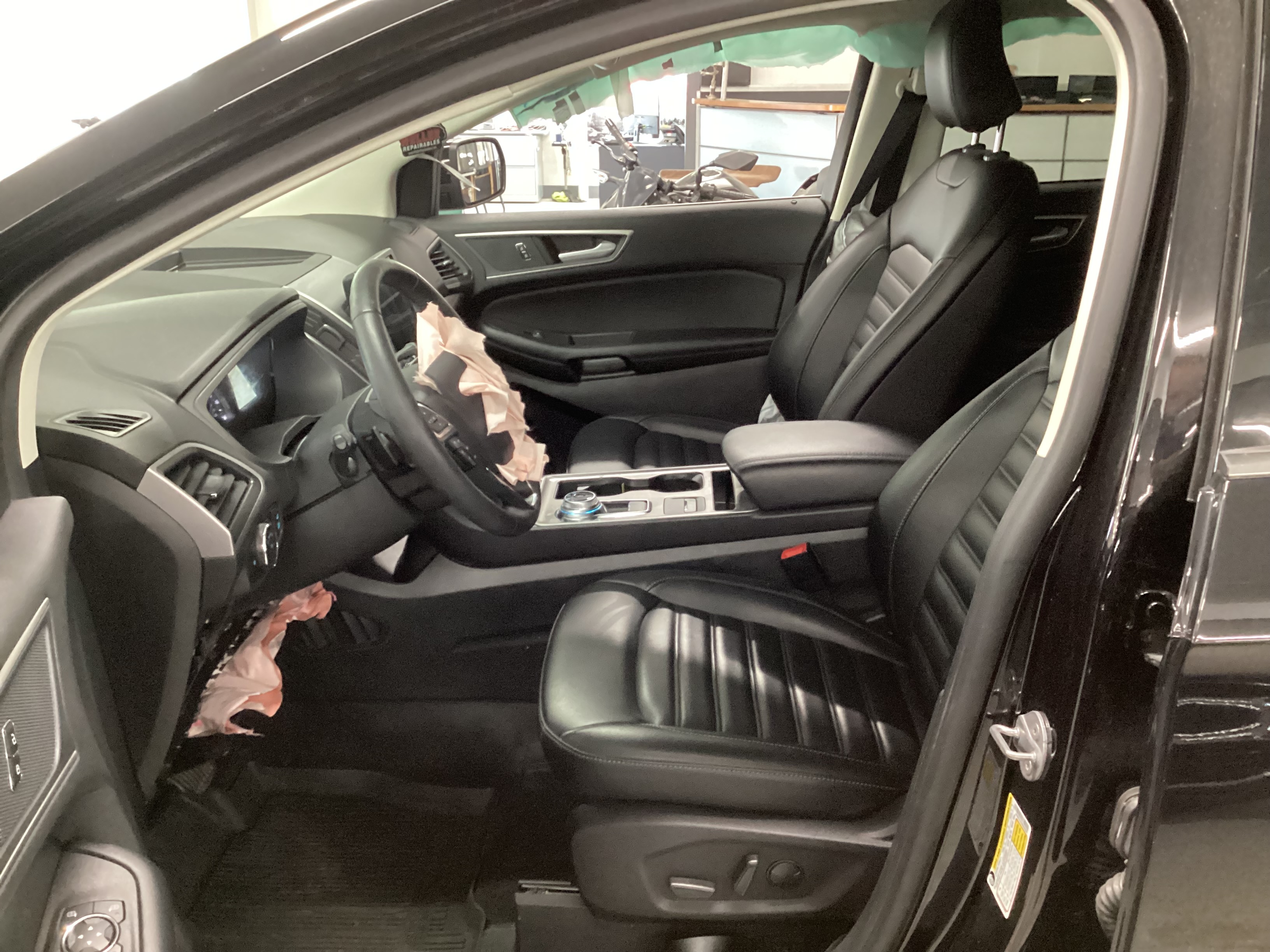 2024 FORD Edge SEL AWD - Image 7