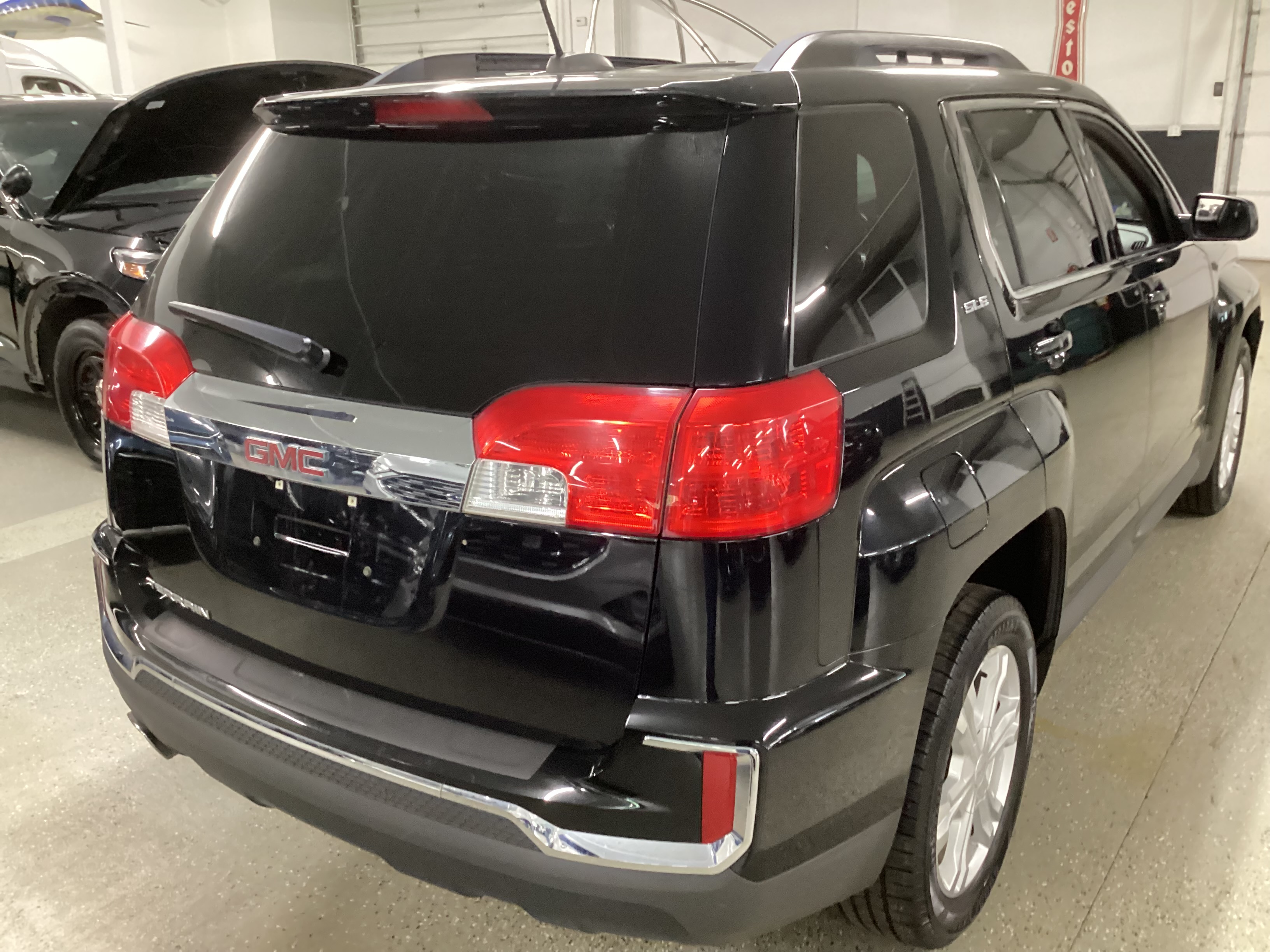 2017 GMC Terrain SLE-2 - Image 3