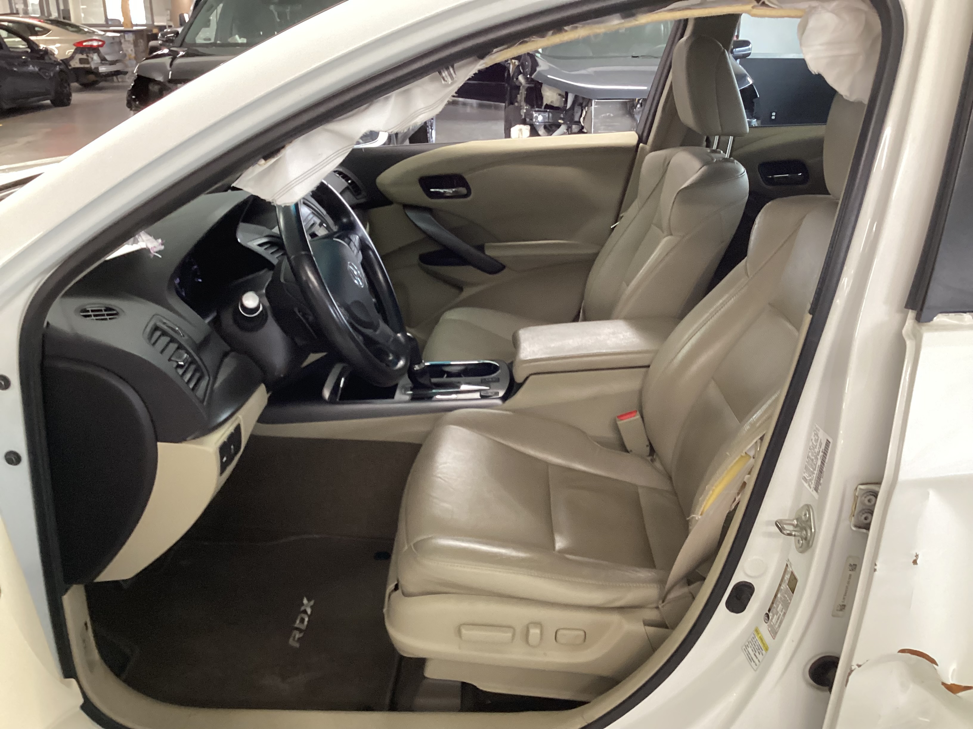 2015 ACURA RDX Tech Package AWD - Image 6