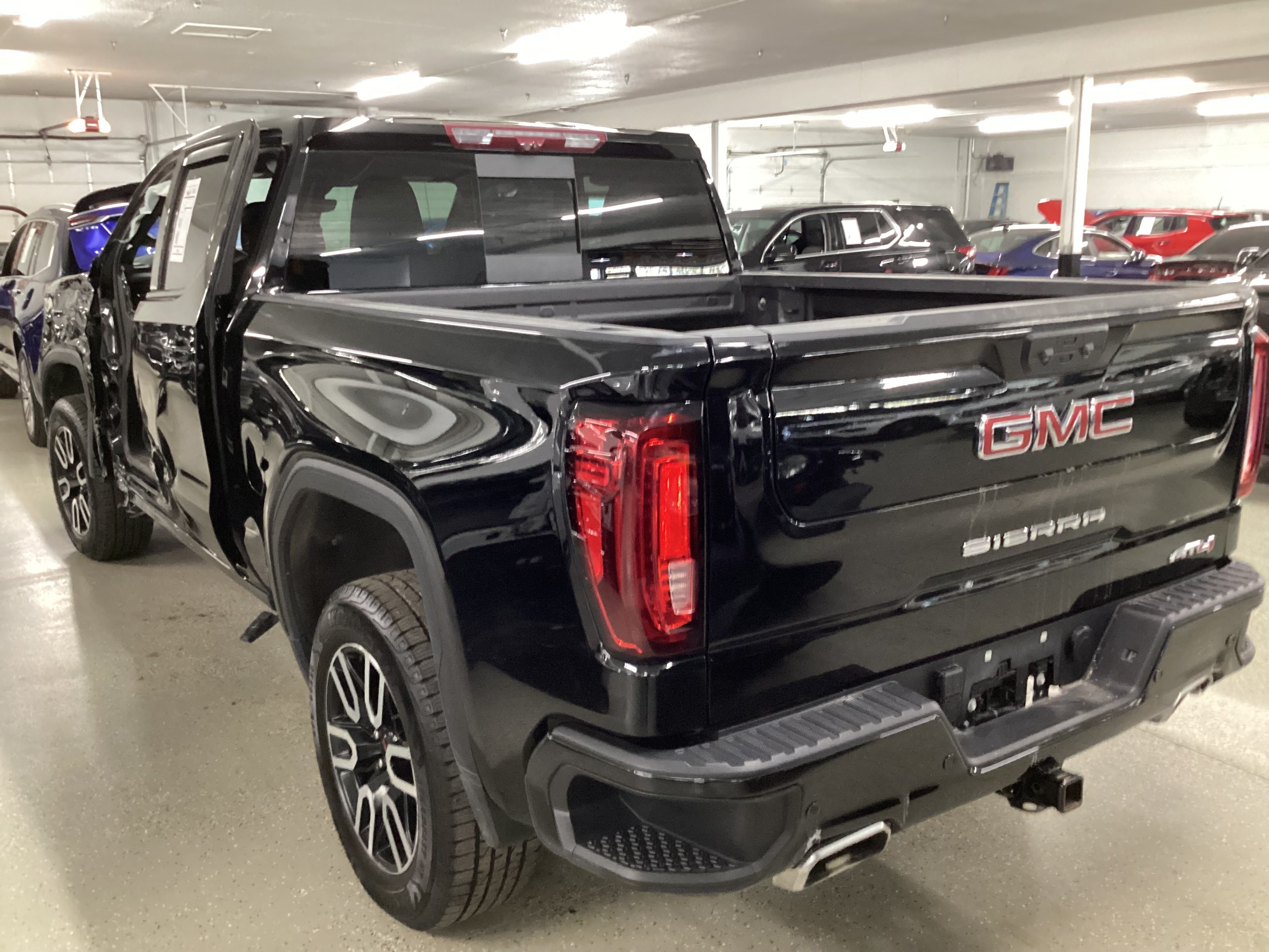 2024 GMC Sierra 1500 4WD Crew Cab AT4 - Image 2