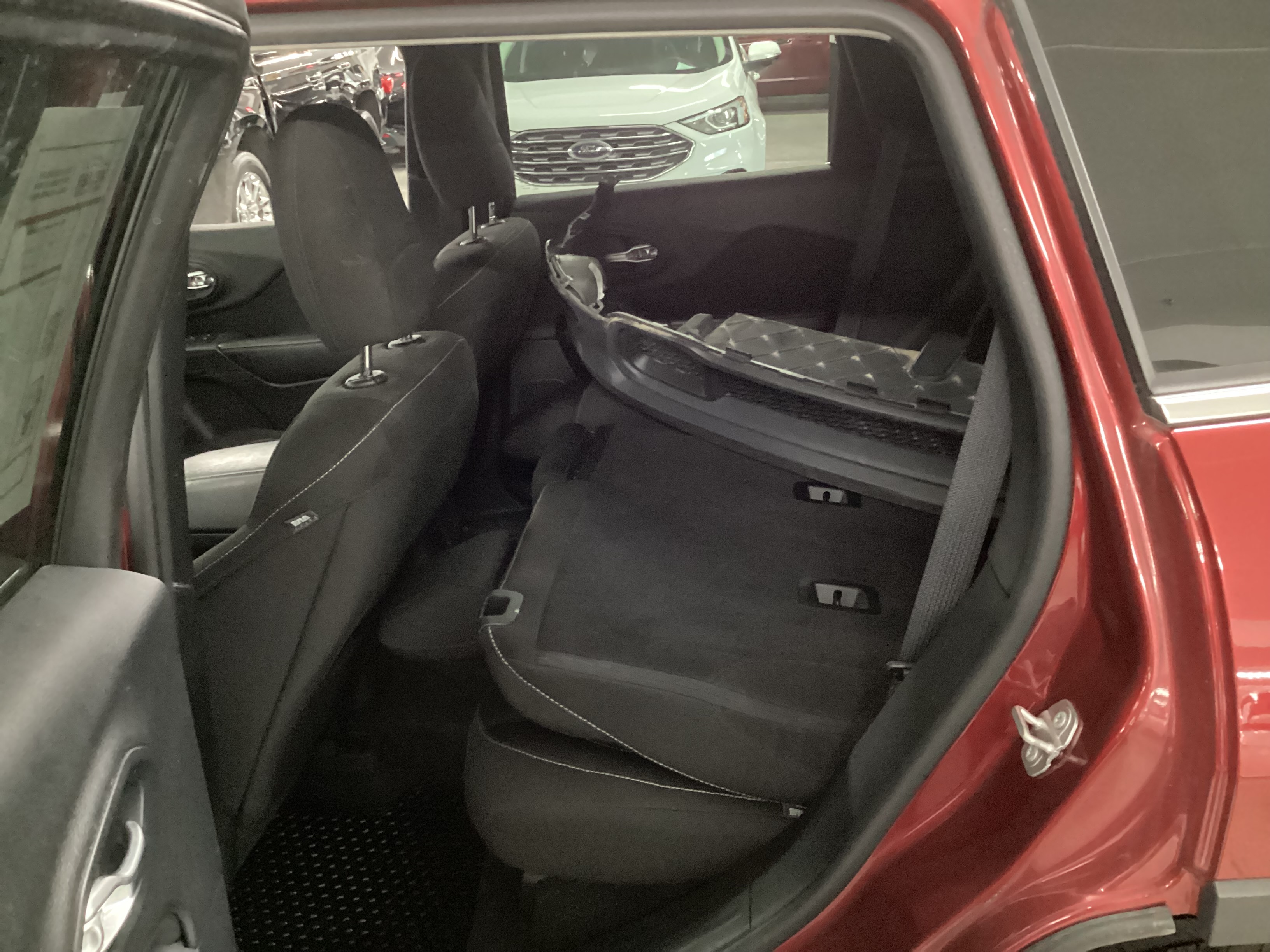 2016 JEEP Cherokee Latitude 4WD - Image 11