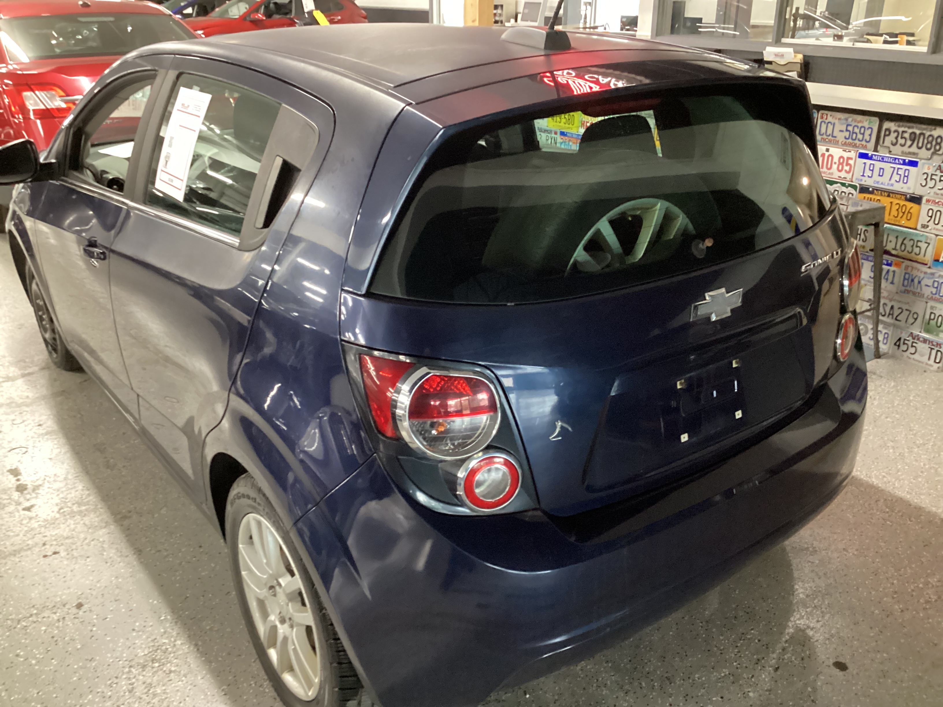 2015 CHEVROLET Sonic LT - Image 2
