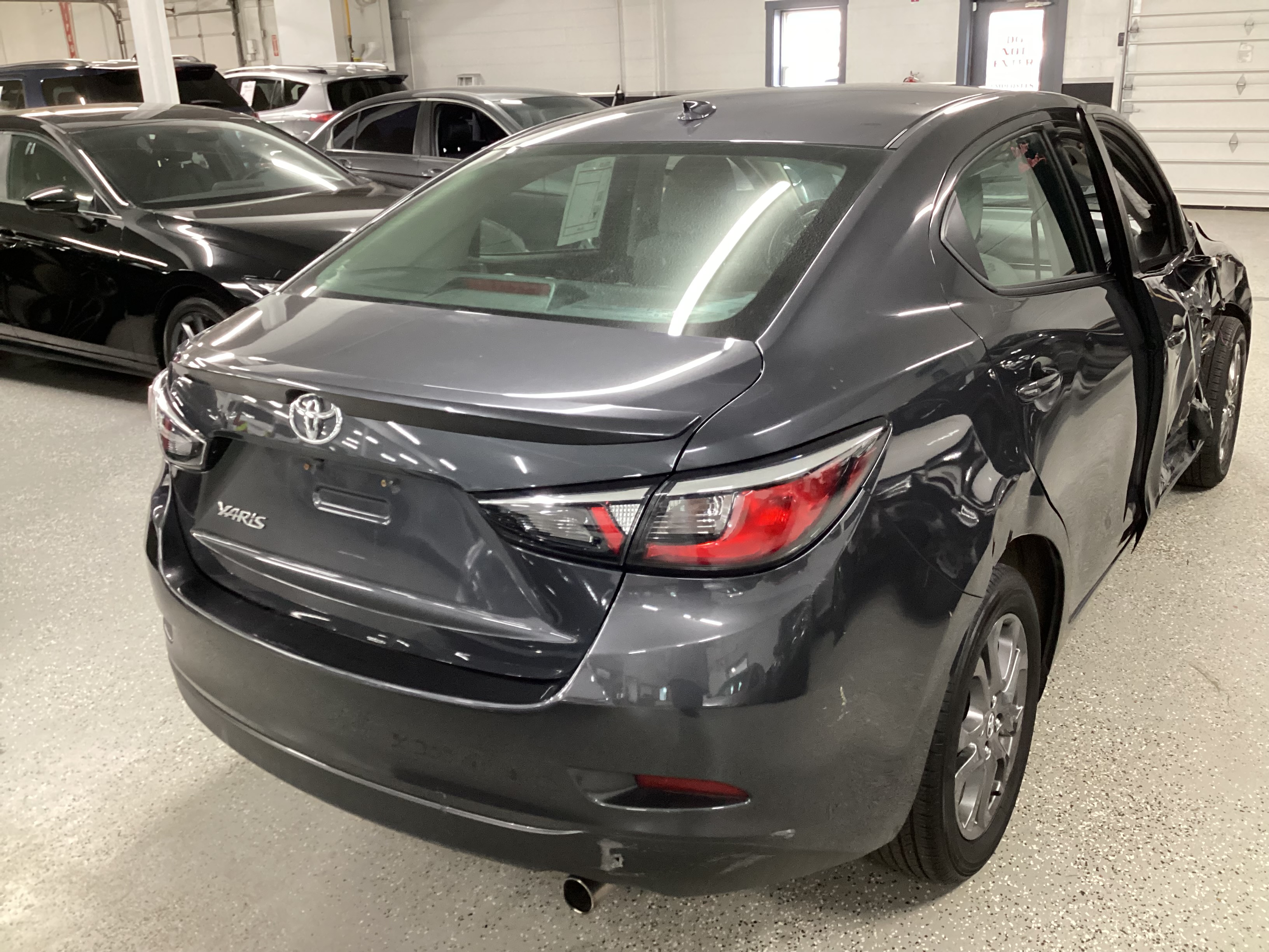 2019 TOYOTA Yaris LE - Image 3