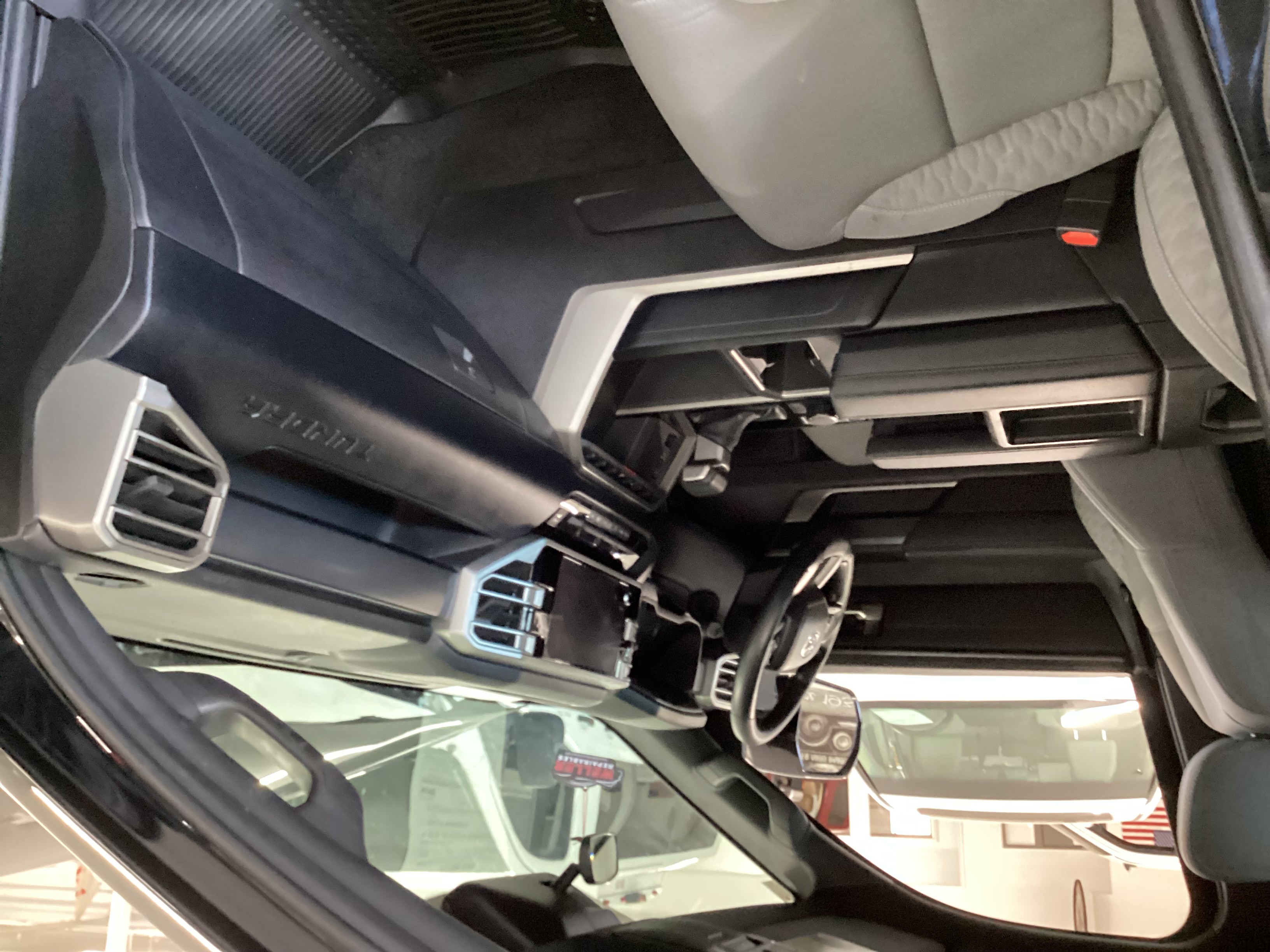 2025 TOYOTA Tundra SR5 CrewMax - Image 12