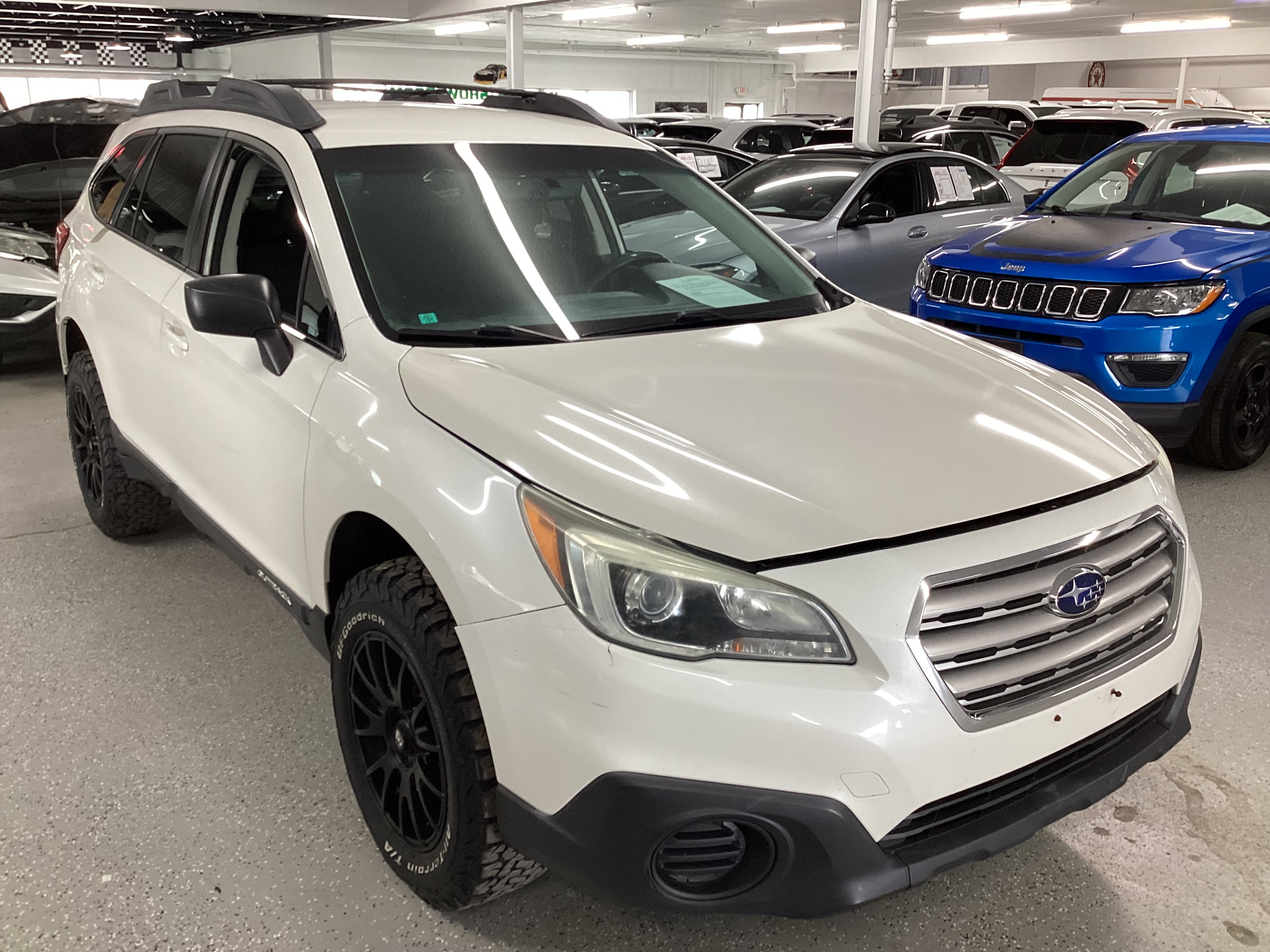 2015 SUBARU Outback Wagon - Image 4
