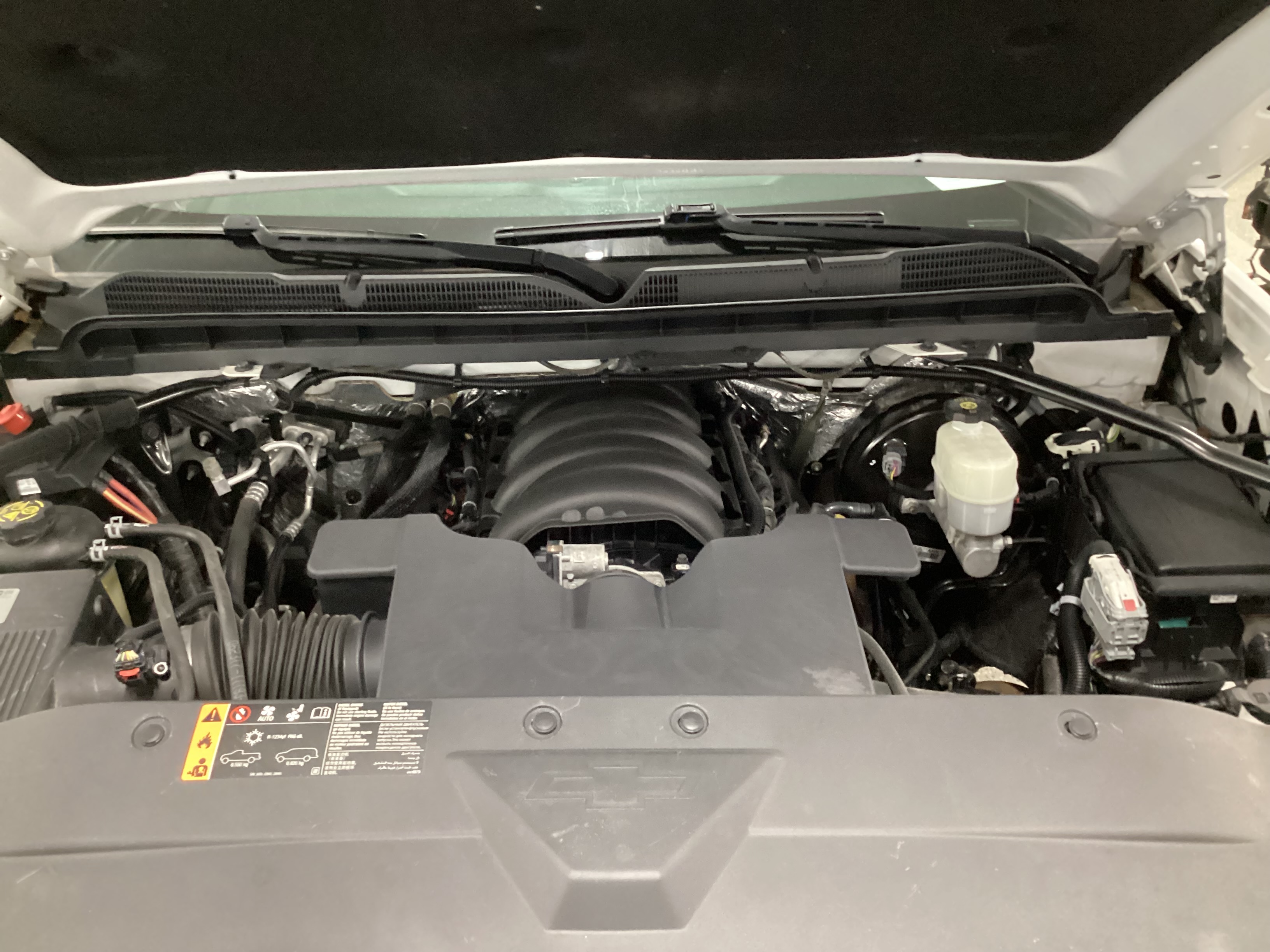 2017 CHEVROLET Silverado LT 4WD Crew Cab - Image 7