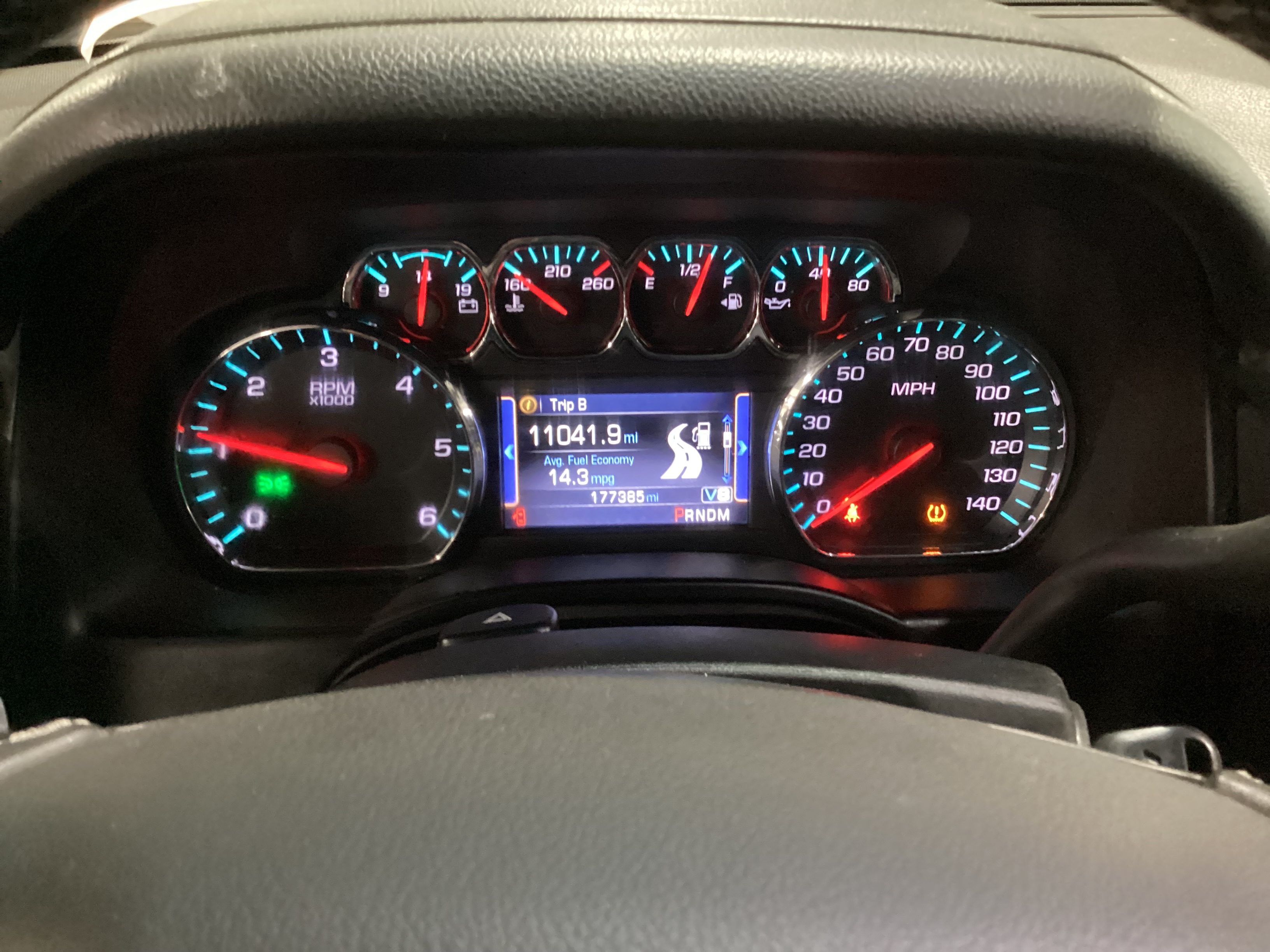 2015 CHEVROLET Suburban LT 4WD - Image 15