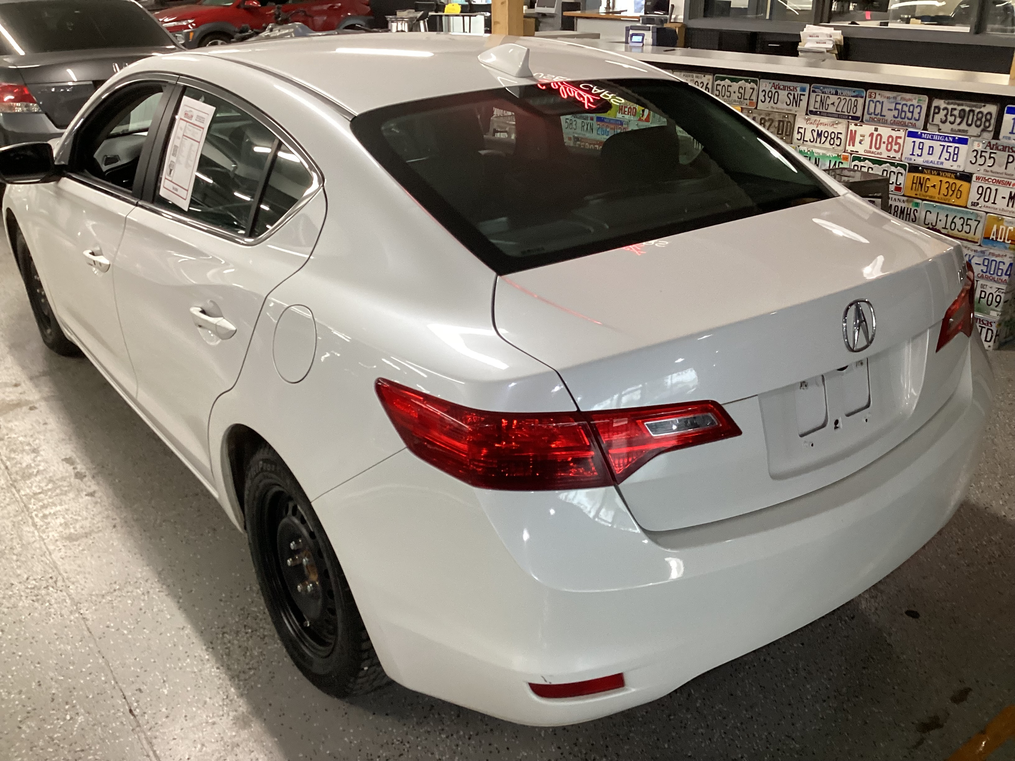 2013 ACURA ILX Premium Package - Image 2