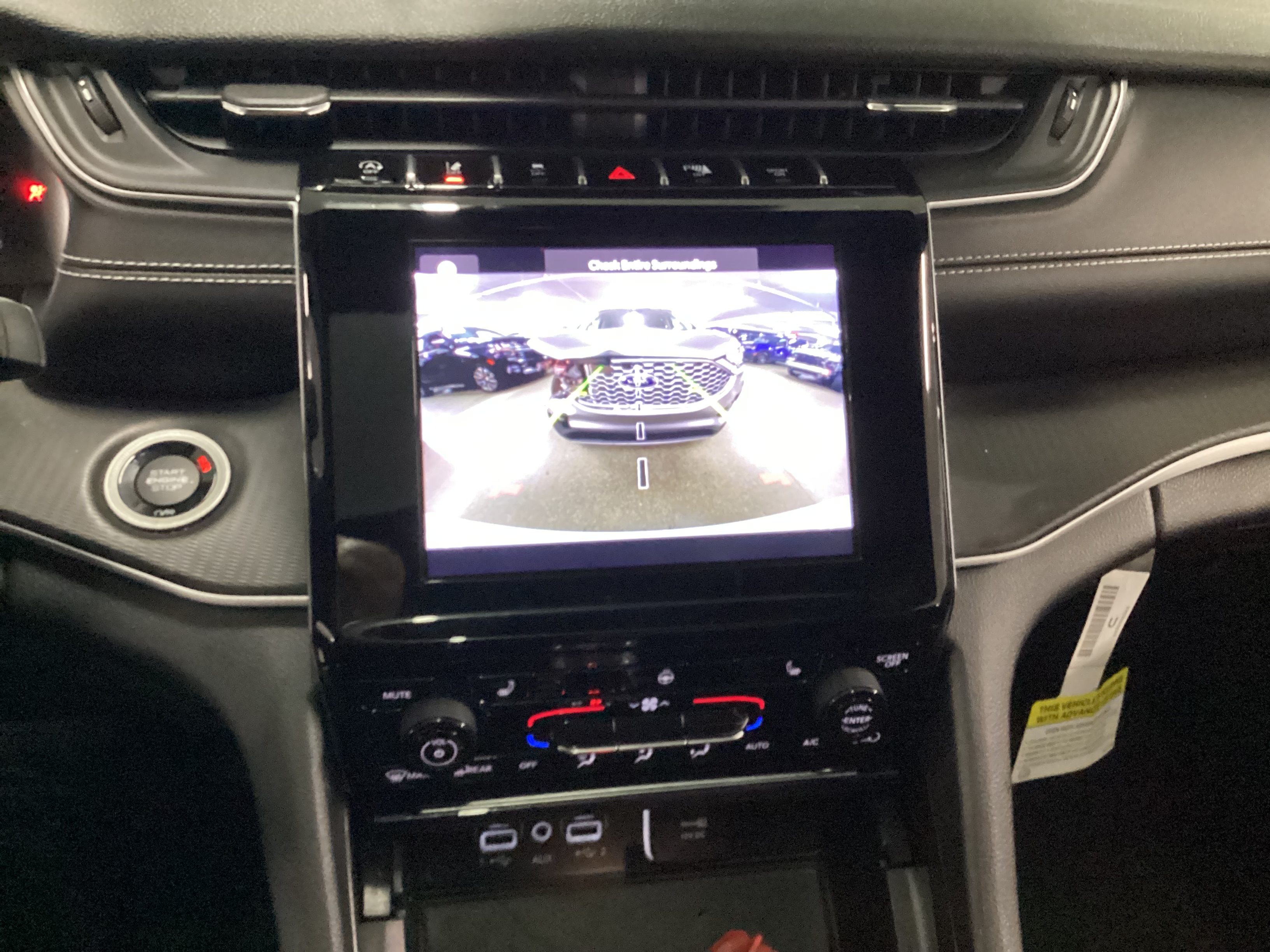 2024 JEEP Grand Cherokee Altitude X 4WD - Image 12