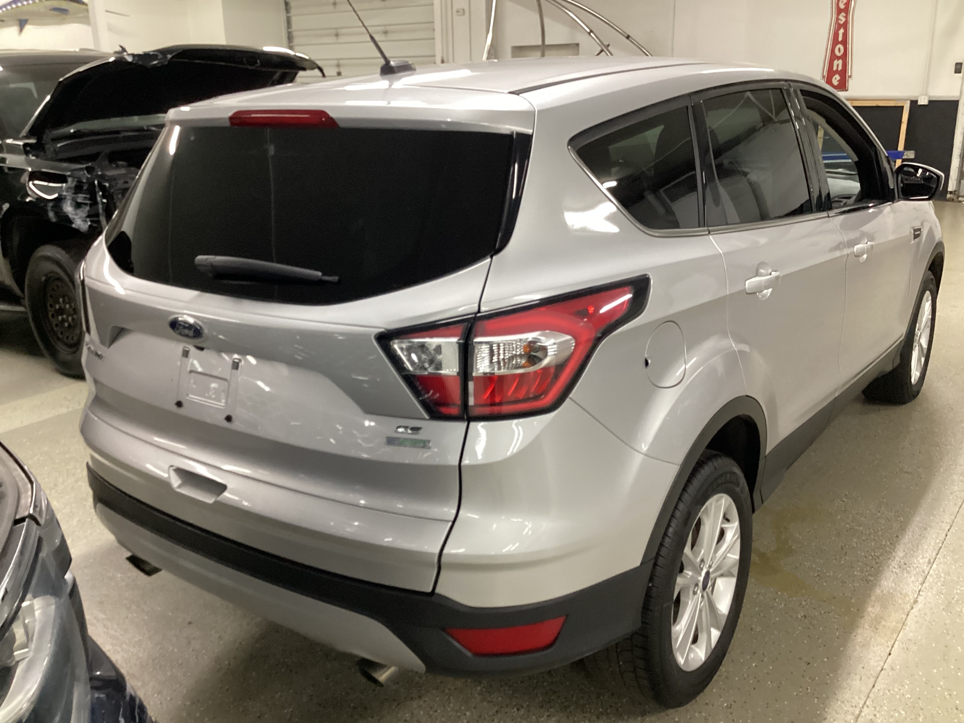 2017 FORD Escape SE - Image 3