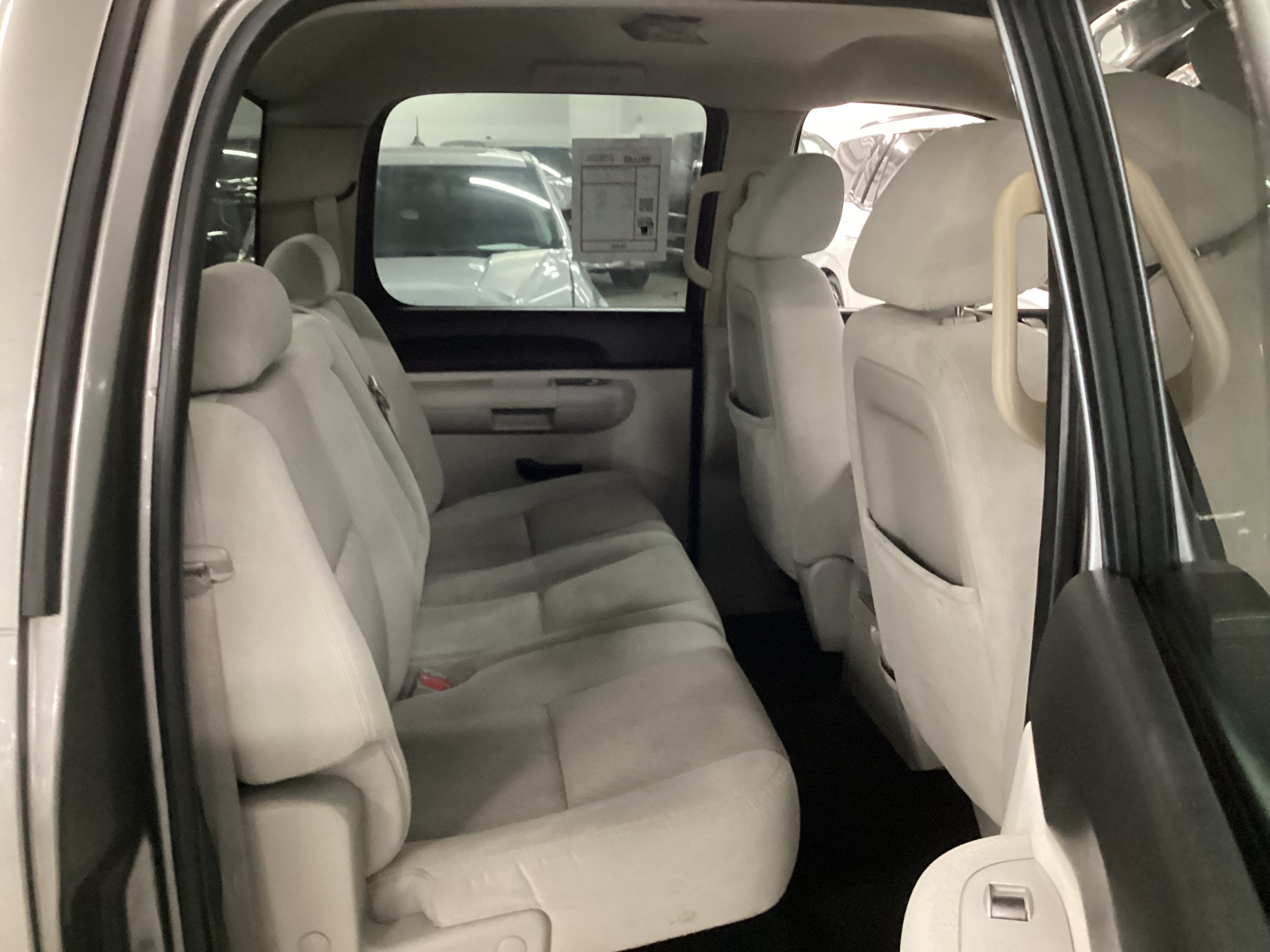 2009 CHEVROLET Silverado LT Crew Cab - Image 9