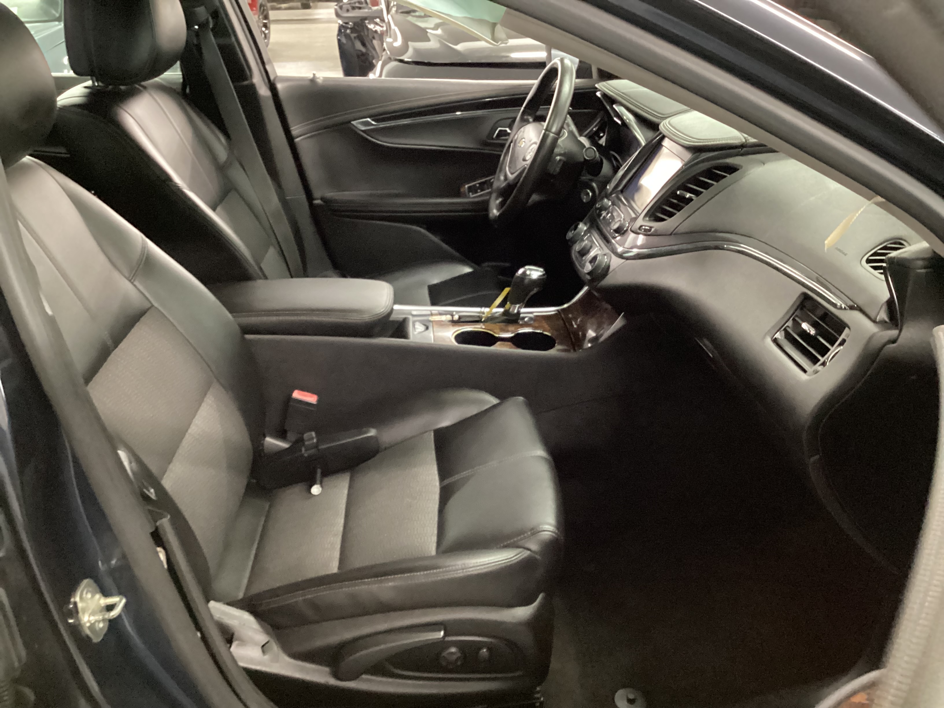 2014 CHEVROLET Impala 2LT - Image 9