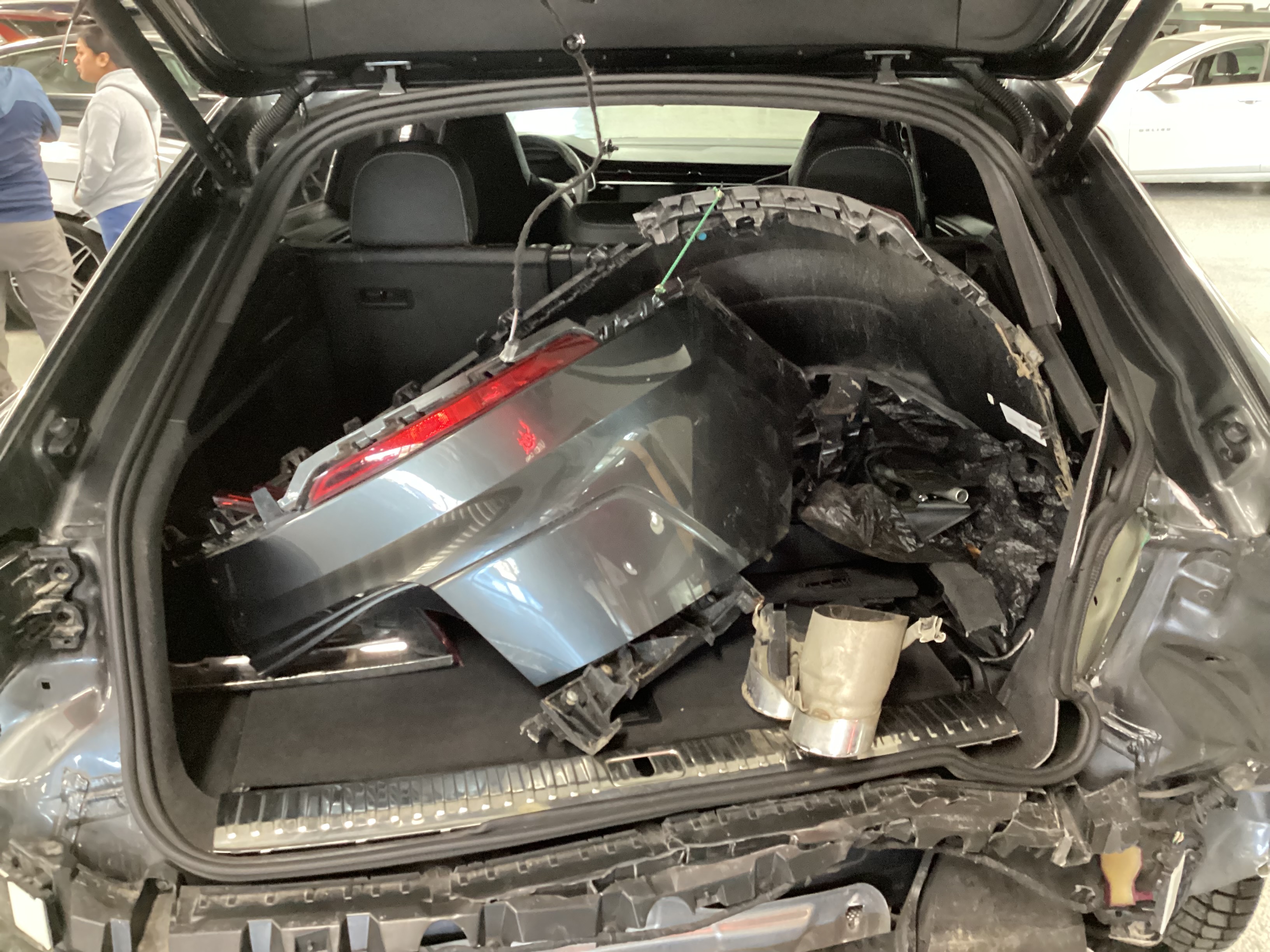 2023 AUDI SQ8 Prestige TFSI AWD - Image 8