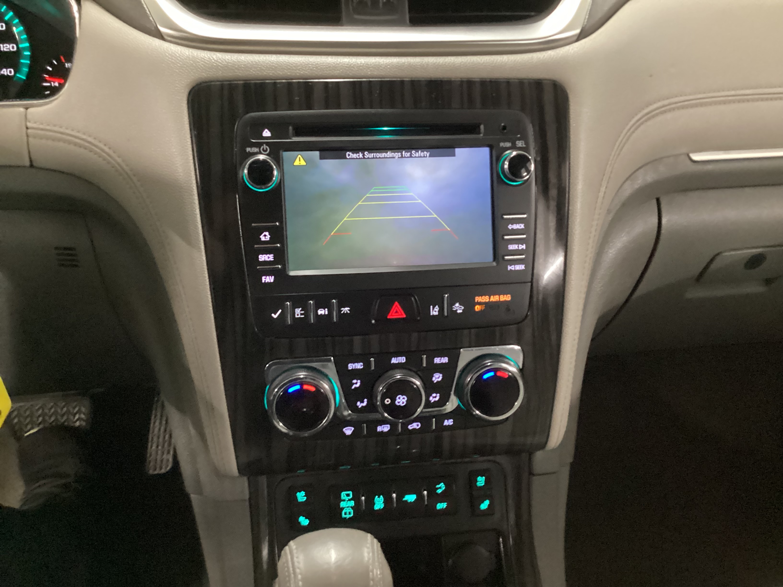 2014 CHEVROLET Traverse LTZ - Image 13
