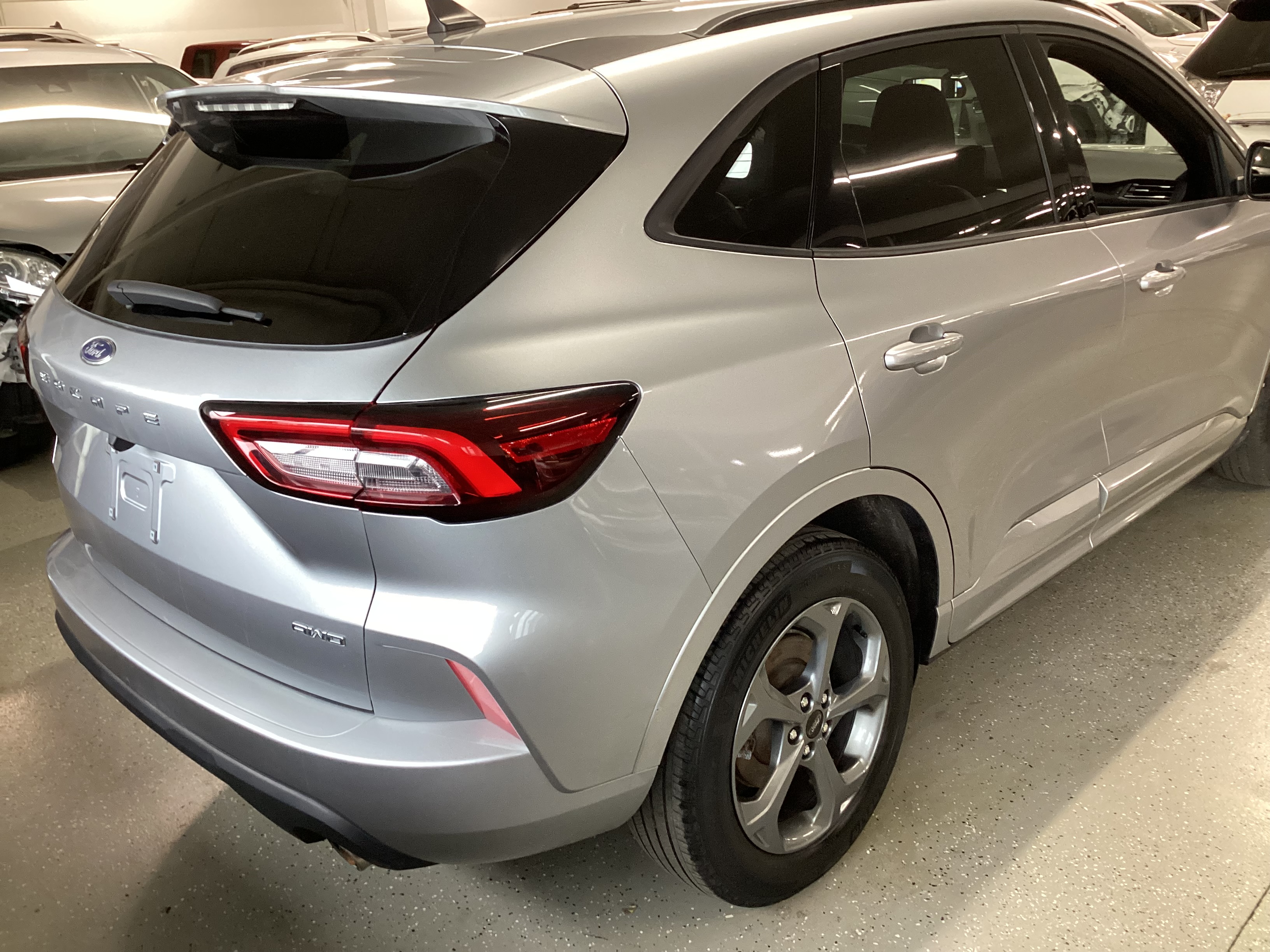 2024 FORD Escape ST Line AWD - Image 3