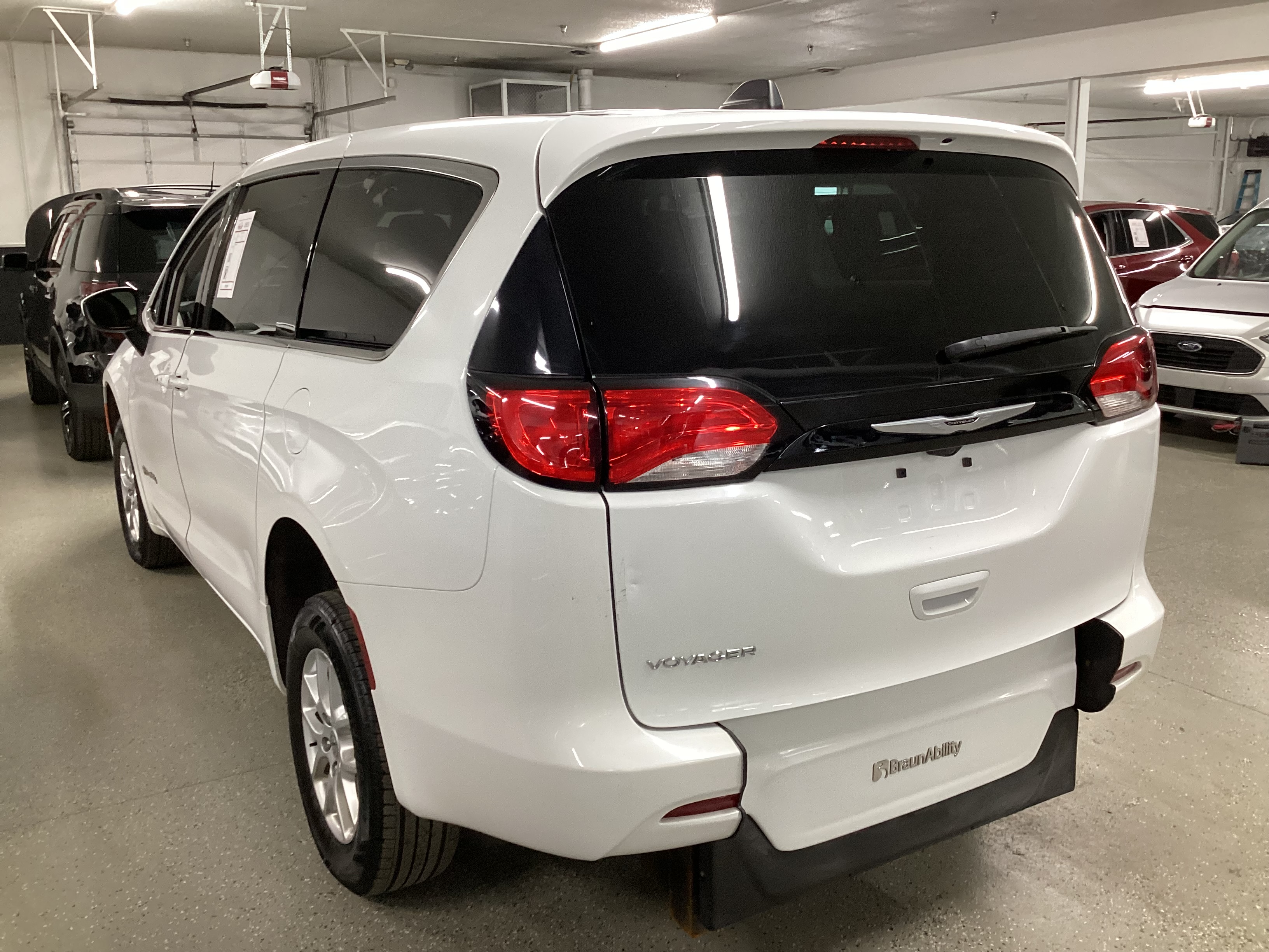 2022 CHRYSLER Voyager LX Handicap Van - Image 2