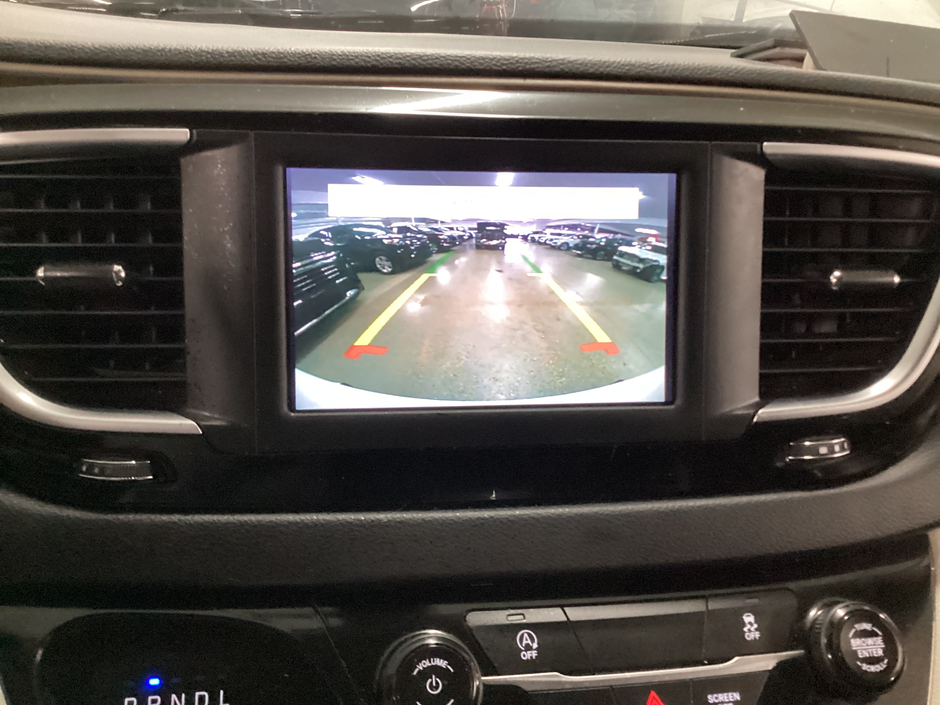 2022 CHRYSLER Voyager LX Handicap Van - Image 15