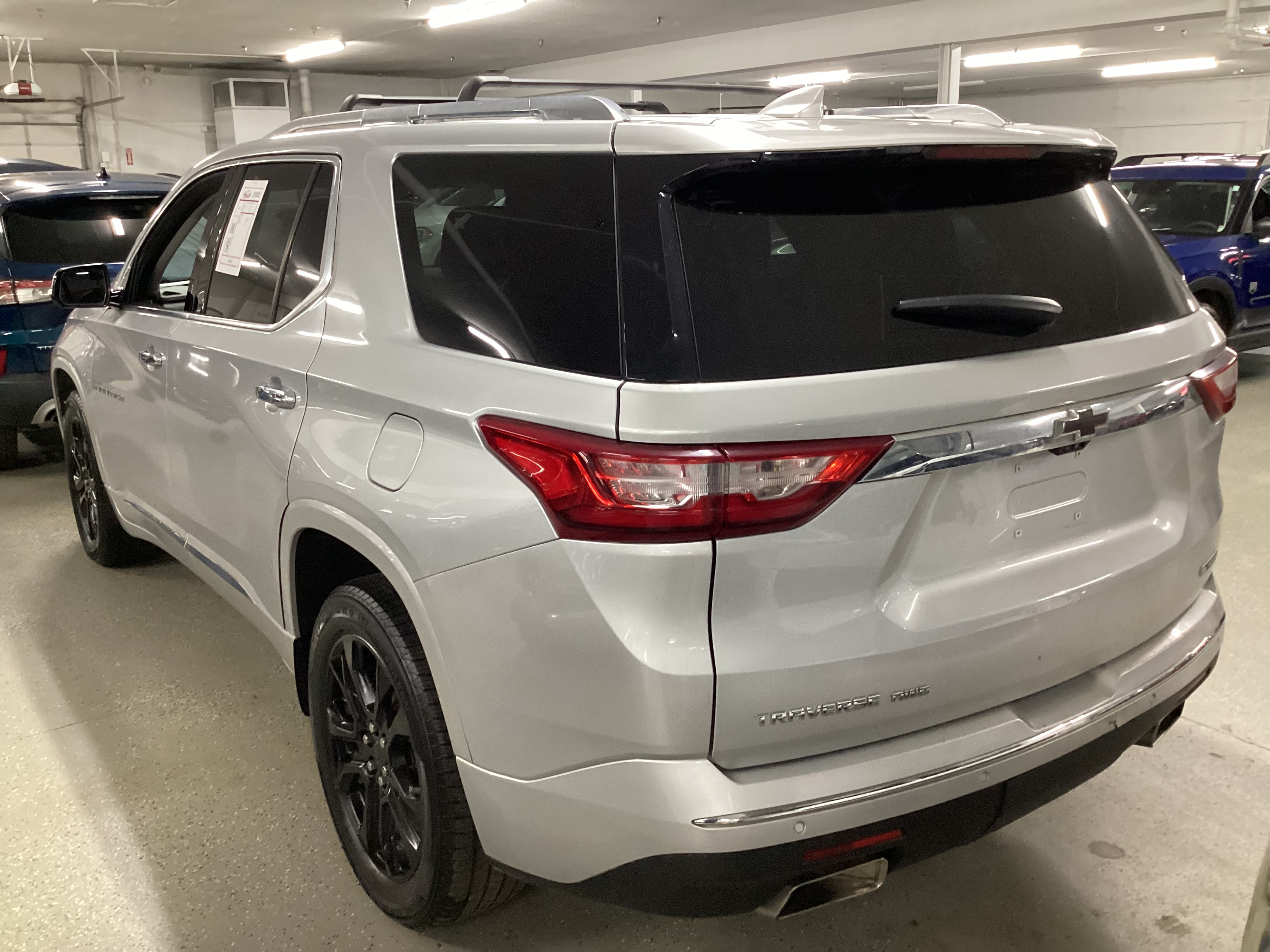 2018 CHEVROLET Traverse Premier AWD - Image 2