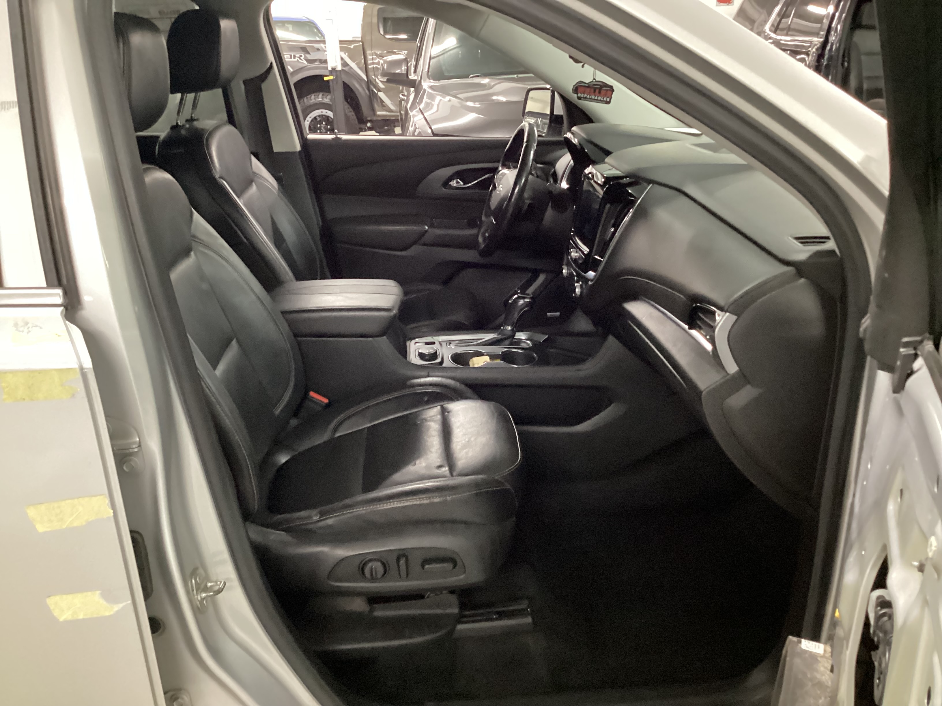 2018 CHEVROLET Traverse Premier AWD - Image 10