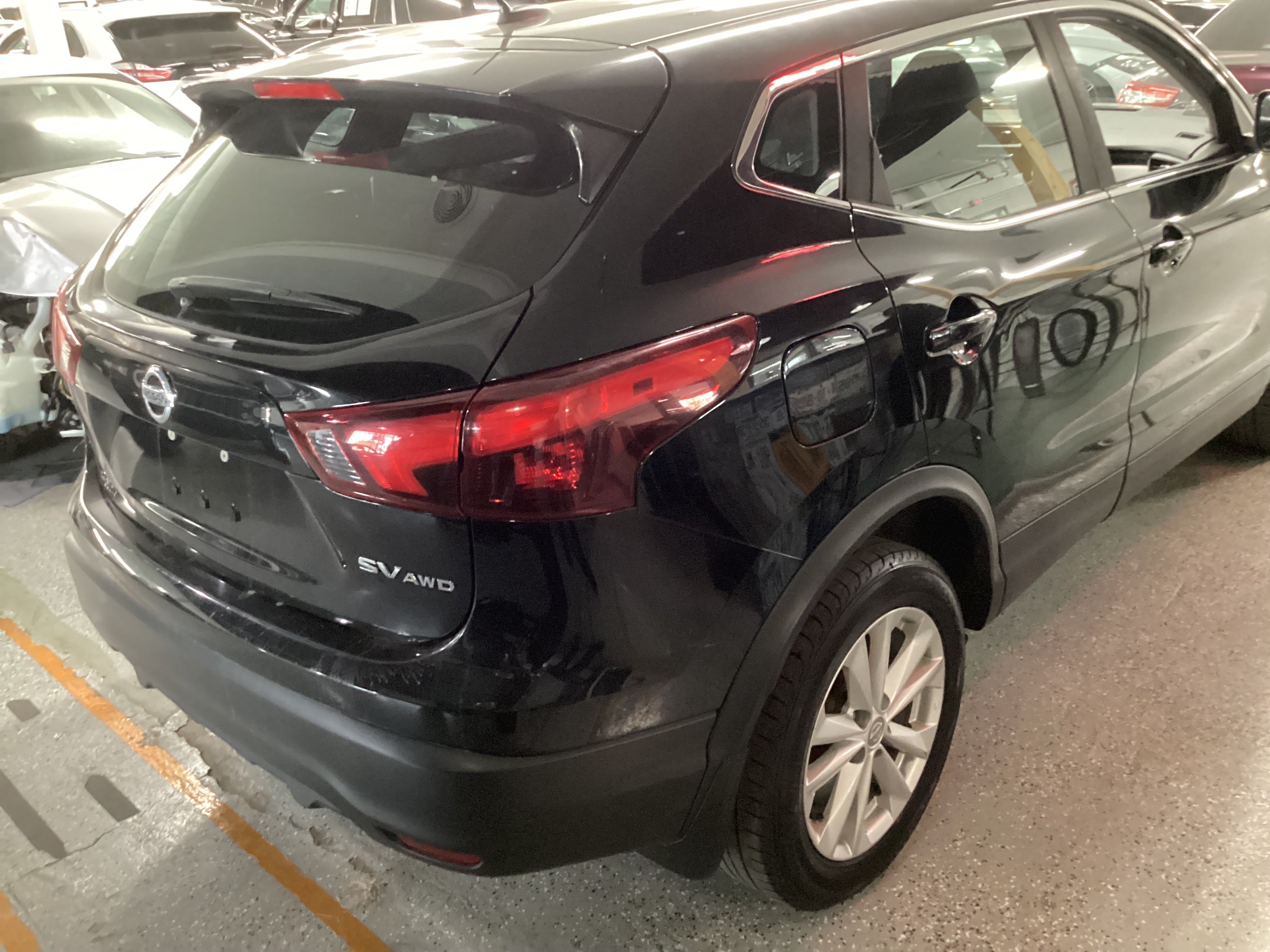 2018 NISSAN Rogue Sport SV AWD - Image 3