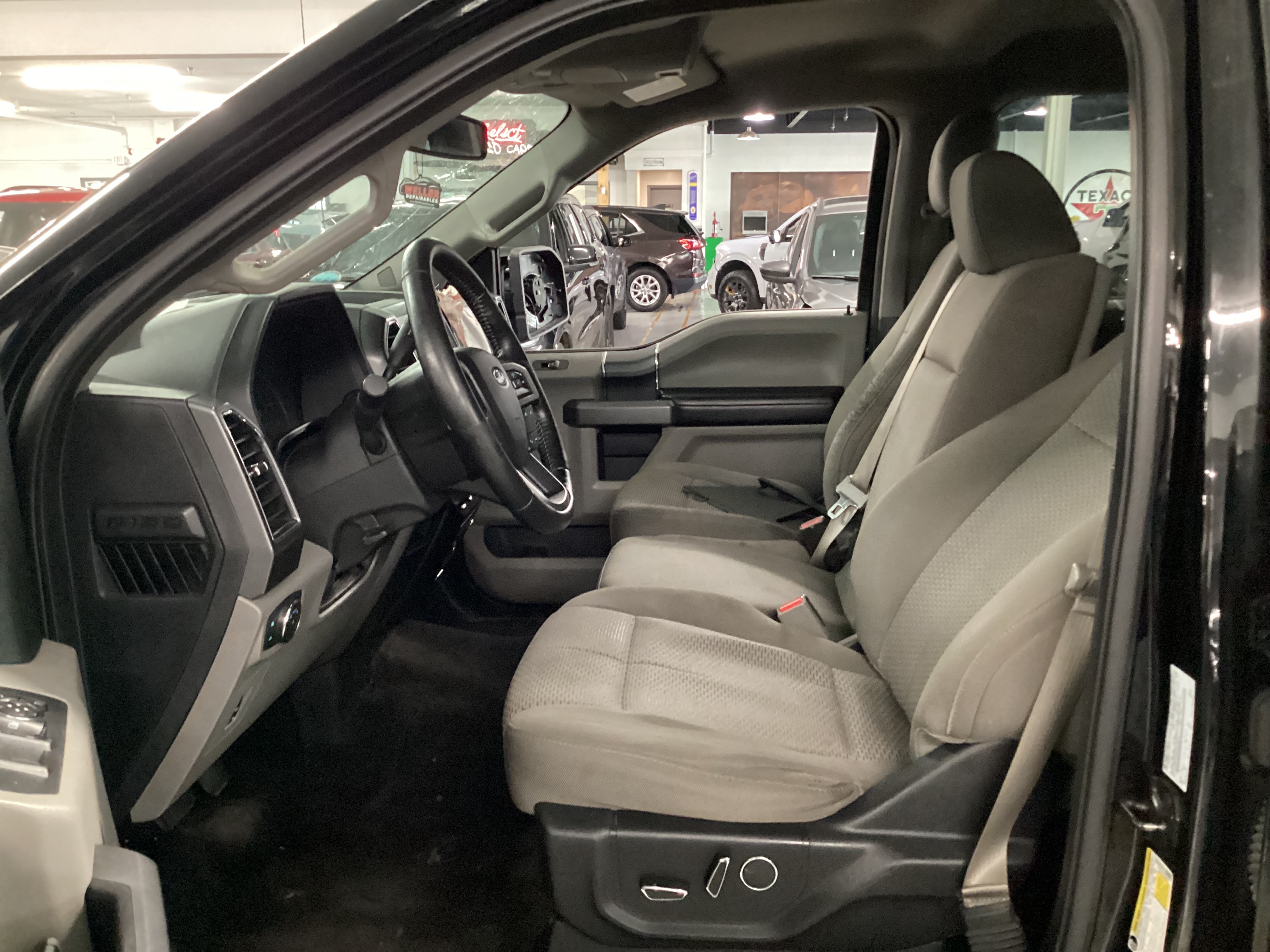 2017 FORD F-150 SuperCrew XLT 4WD - Image 7