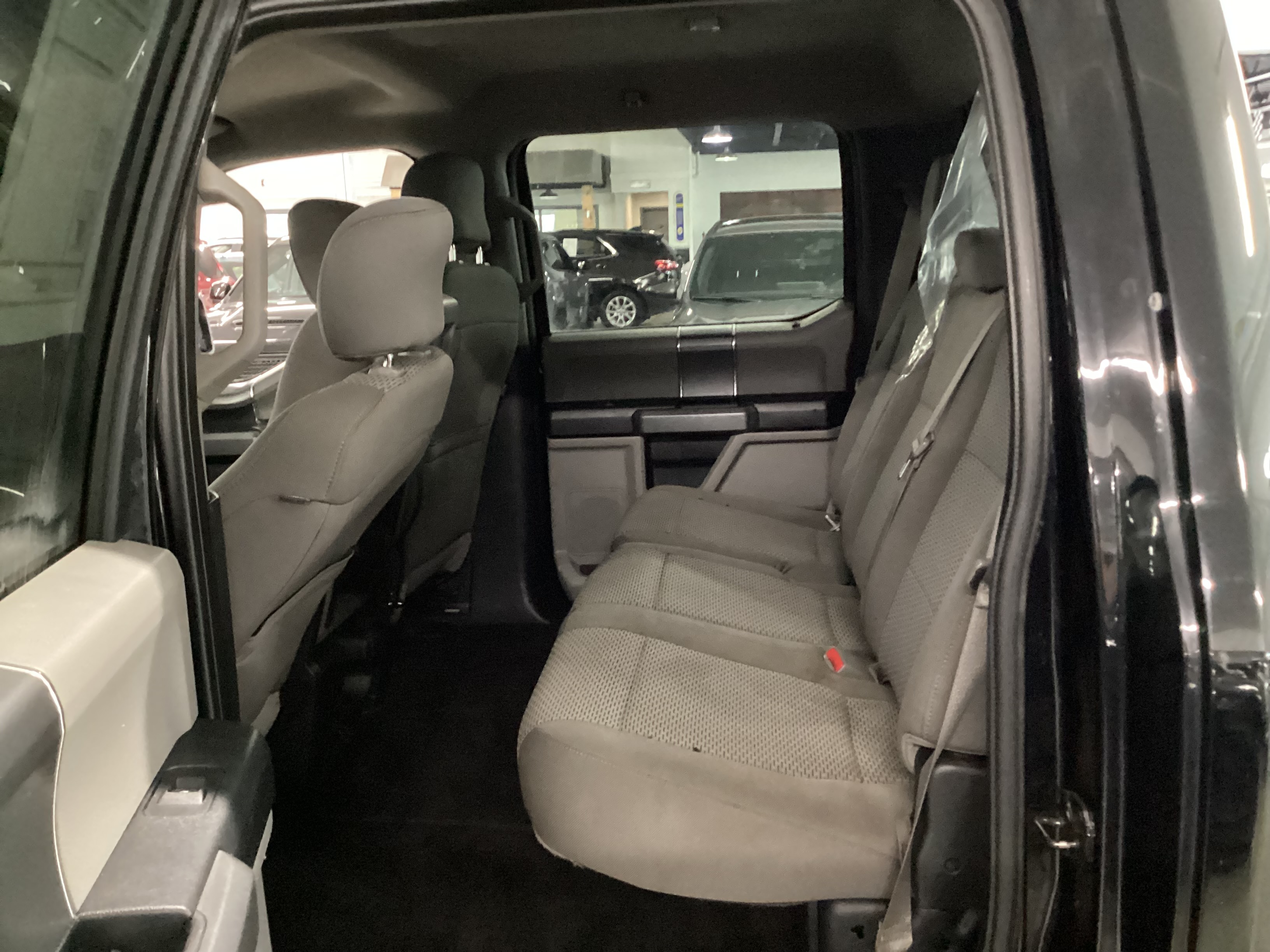 2017 FORD F-150 SuperCrew XLT 4WD - Image 8