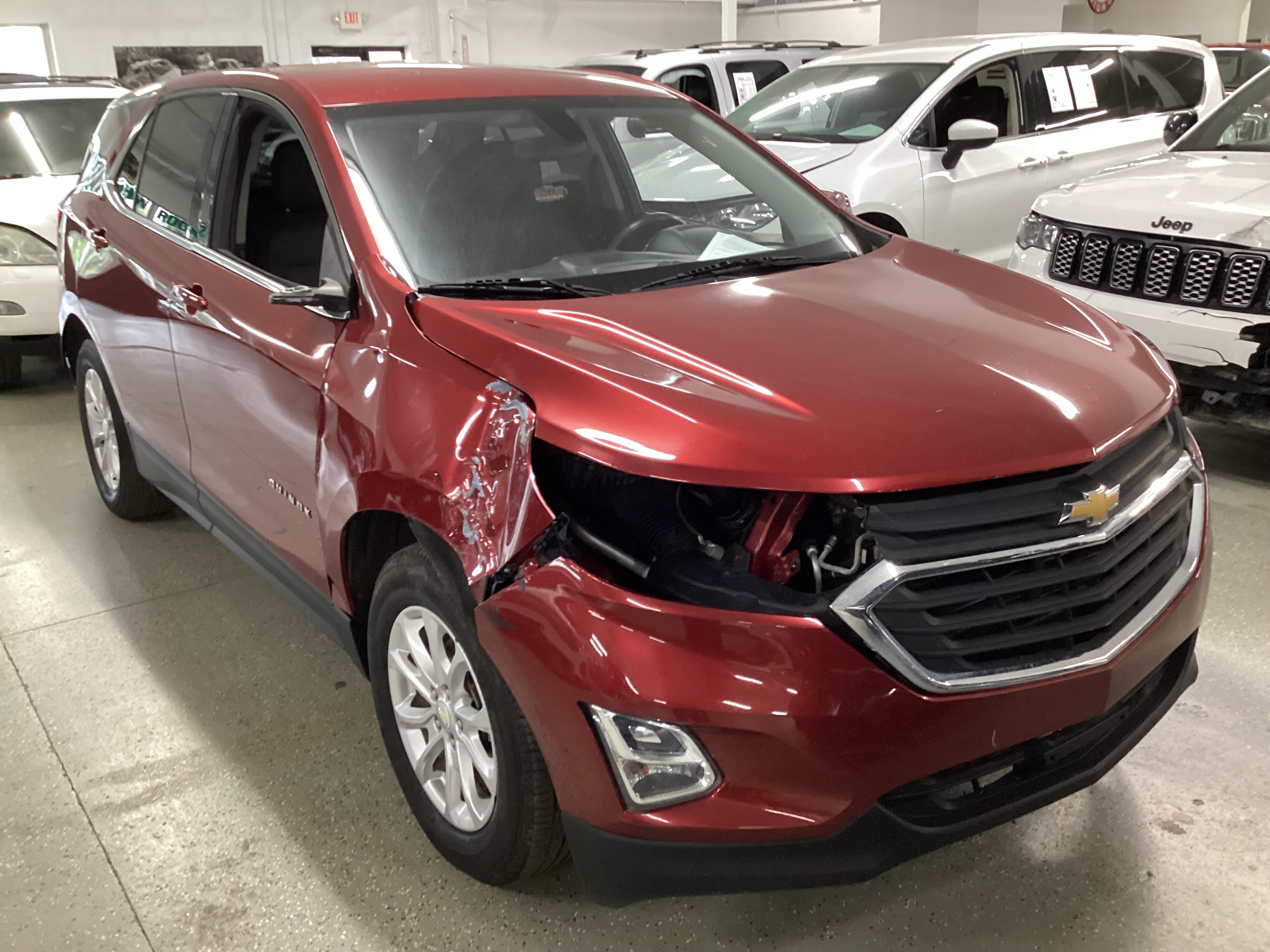 2018 CHEVROLET Equinox LT - Image 4
