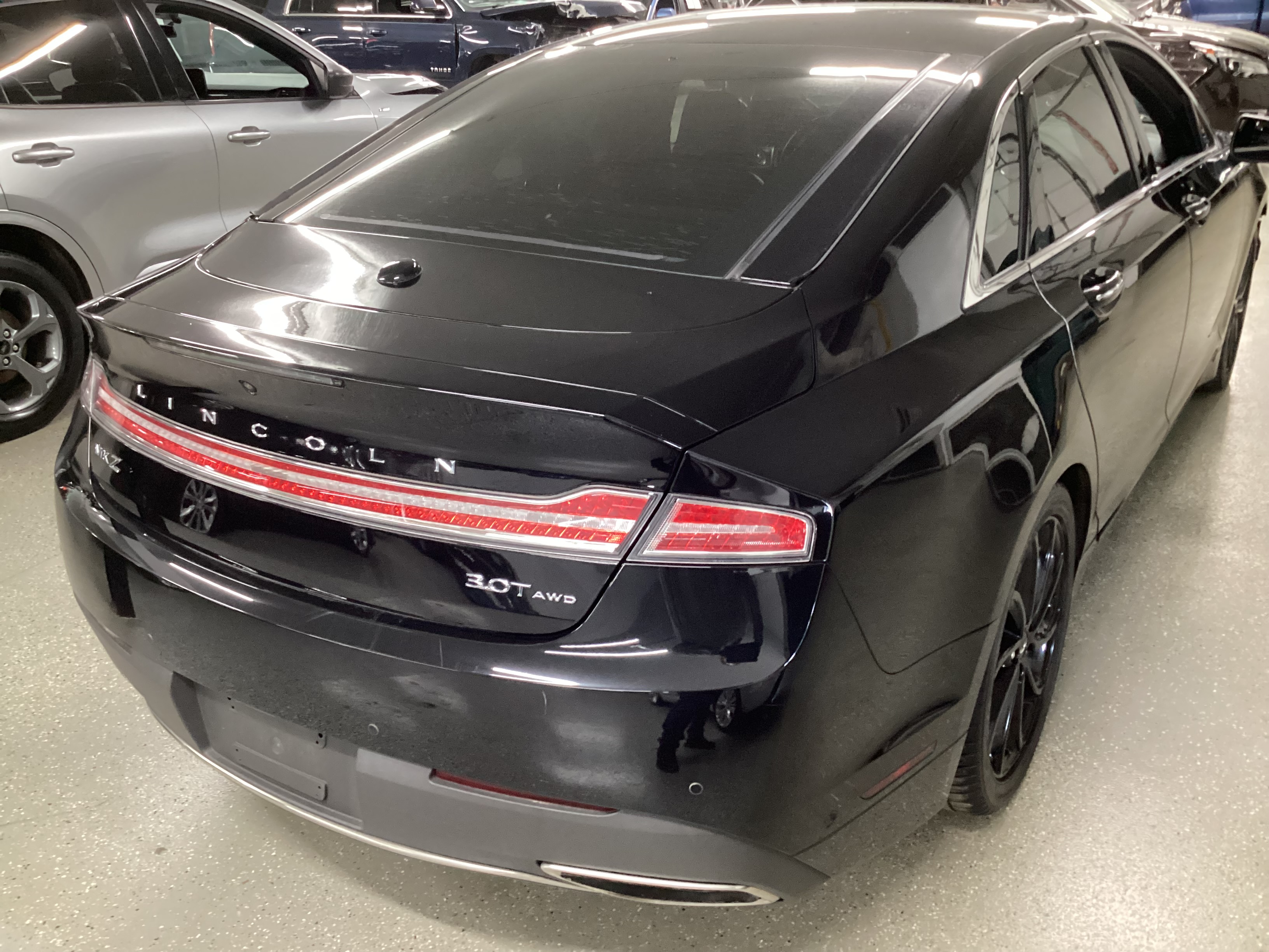 2020 LINCOLN MKZ Reserve AWD - Image 3