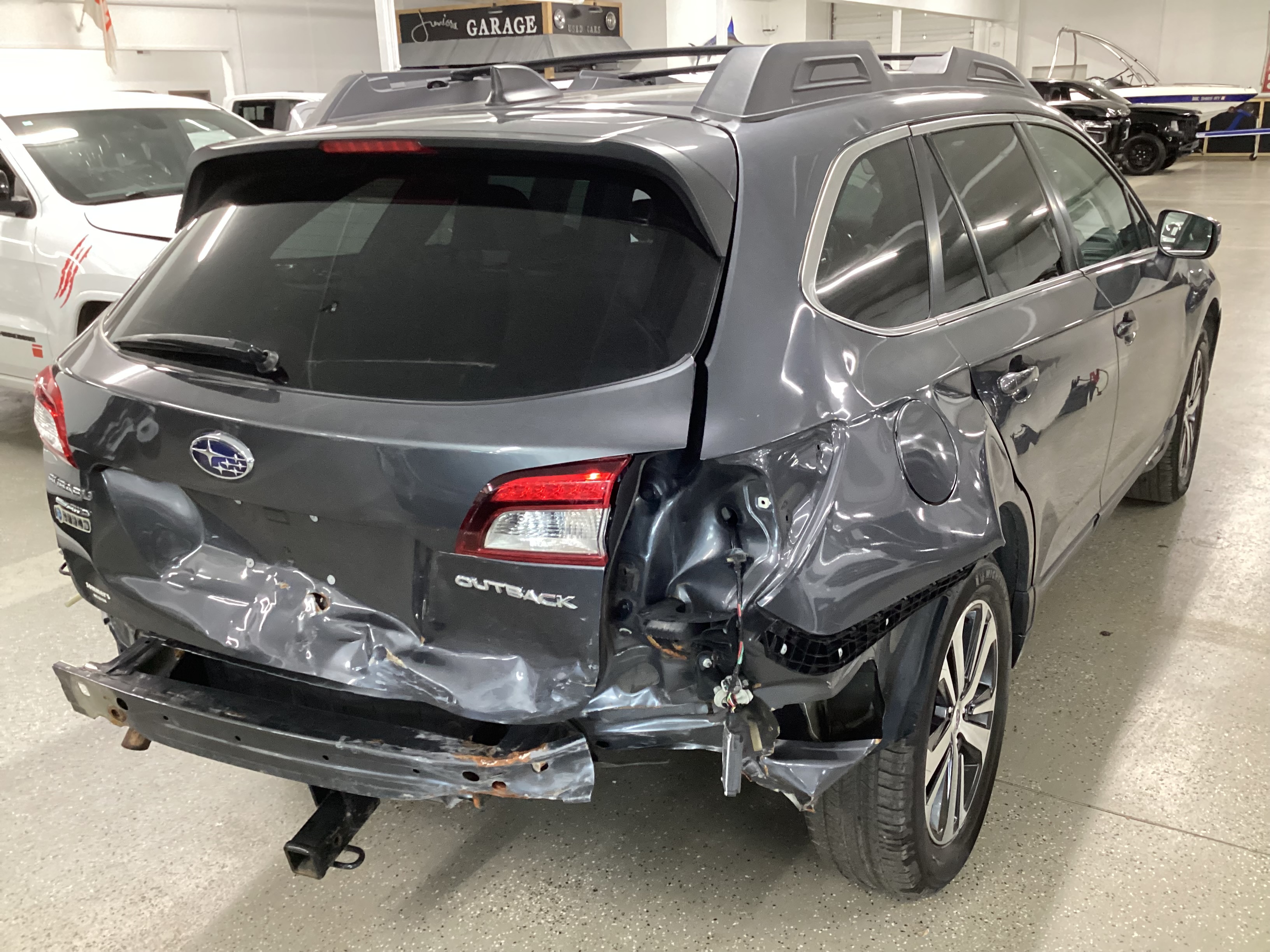 2019 SUBARU Outback Limited AWD - Image 3