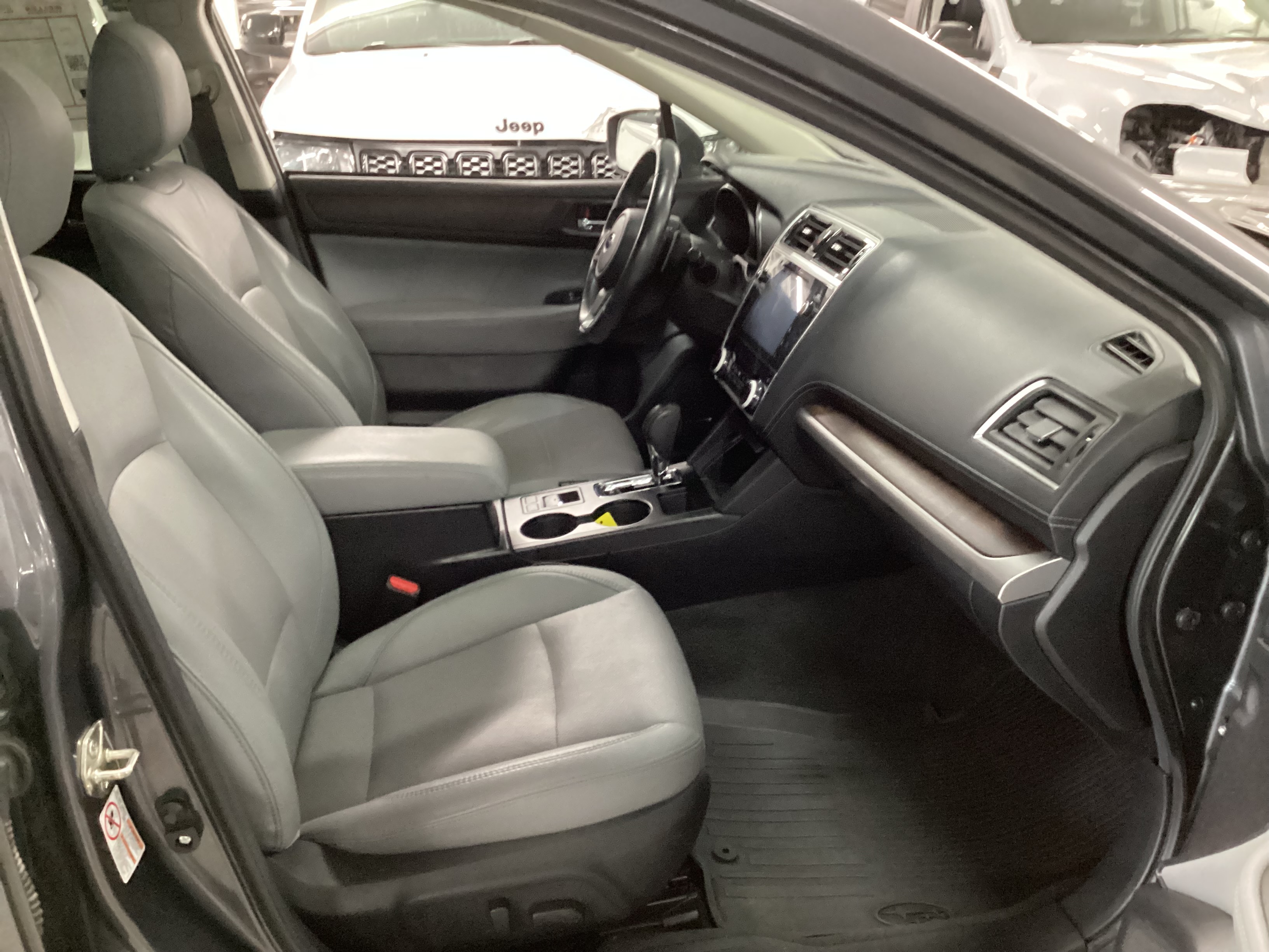 2019 SUBARU Outback Limited AWD - Image 15