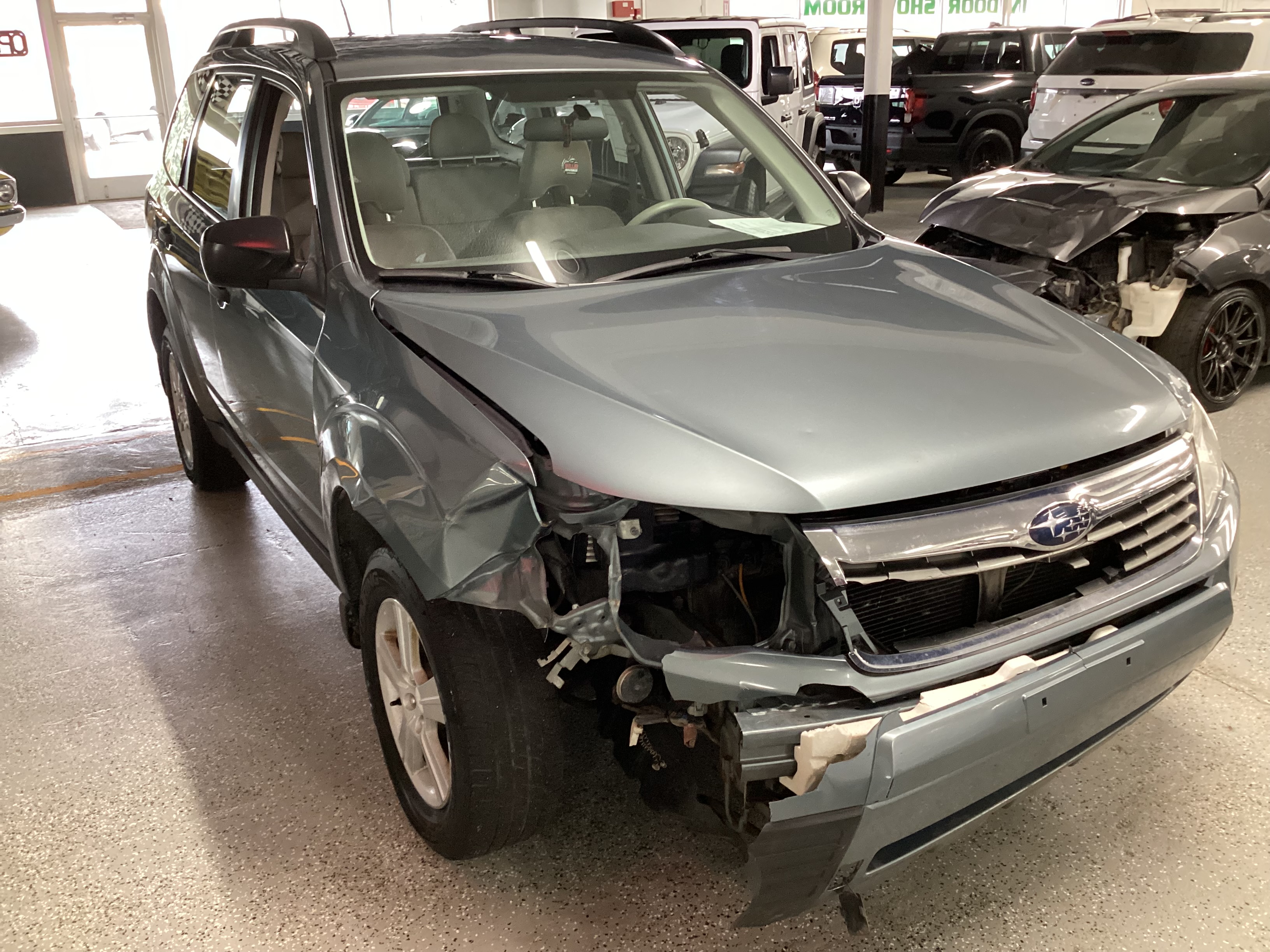 2010 SUBARU Forester SE Package AWD - Image 4