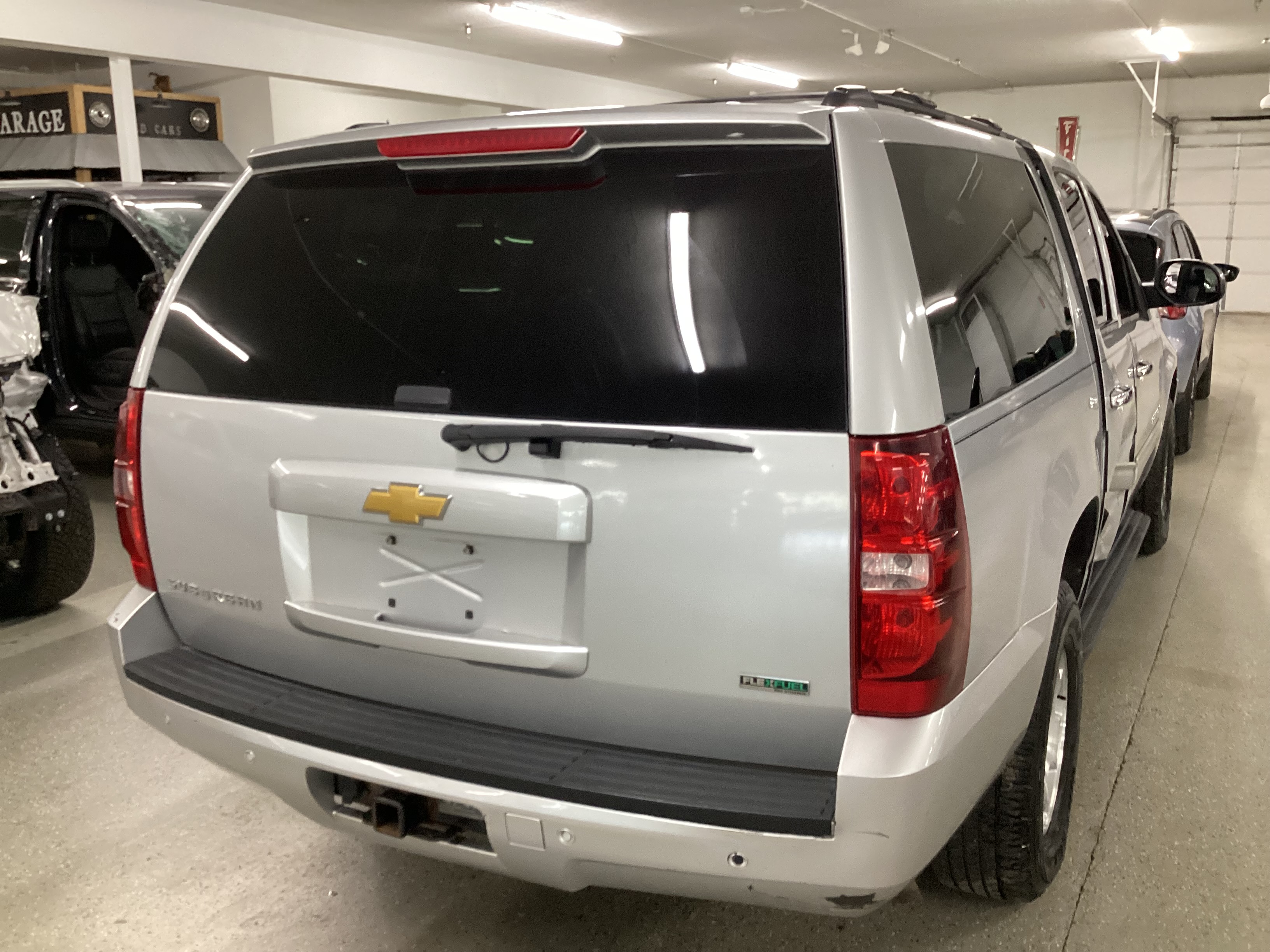 2013 CHEVROLET Suburban 1500  LT 4WD - Image 3