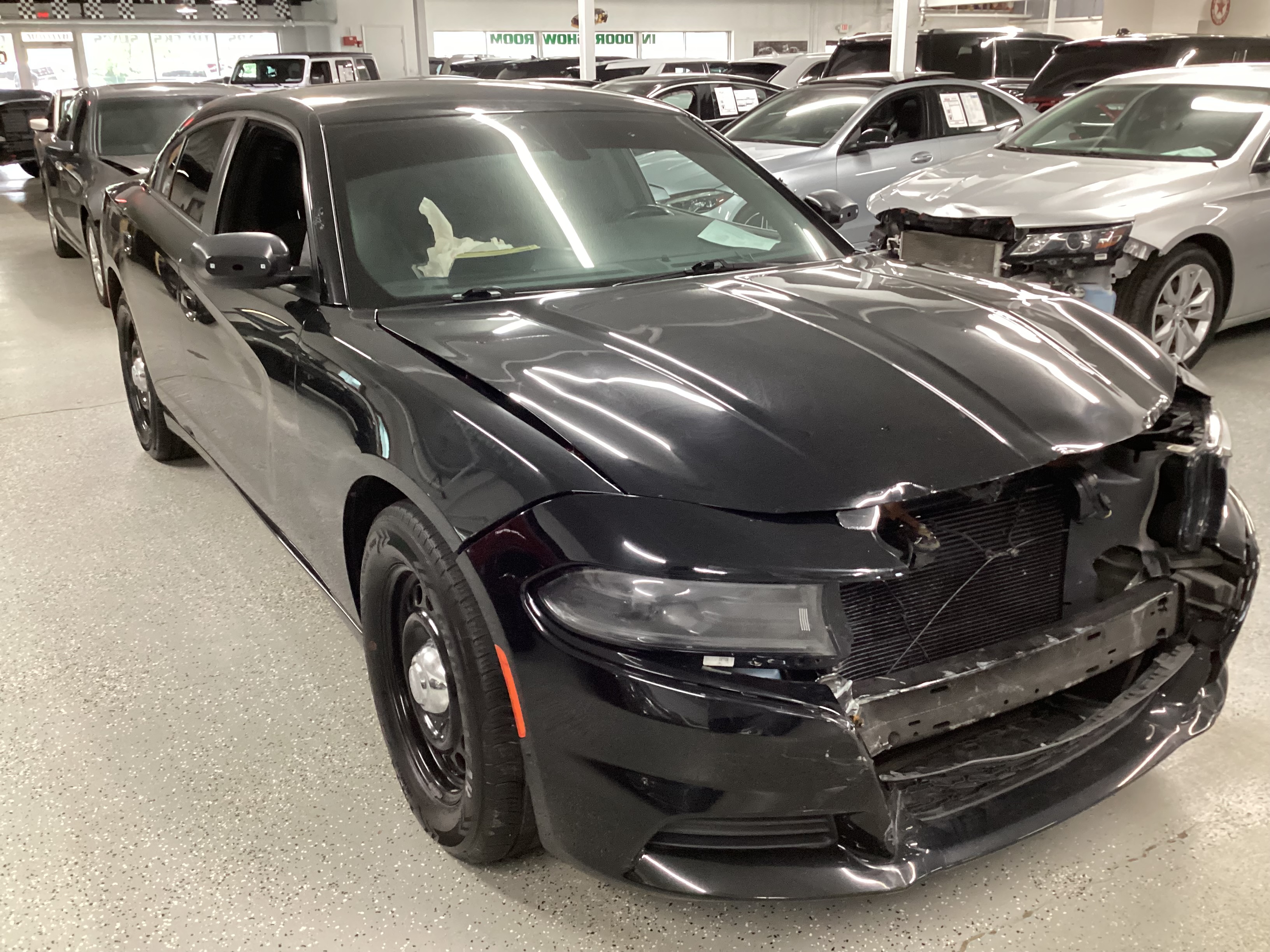 2022 DODGE Charger Police AWD - Image 4