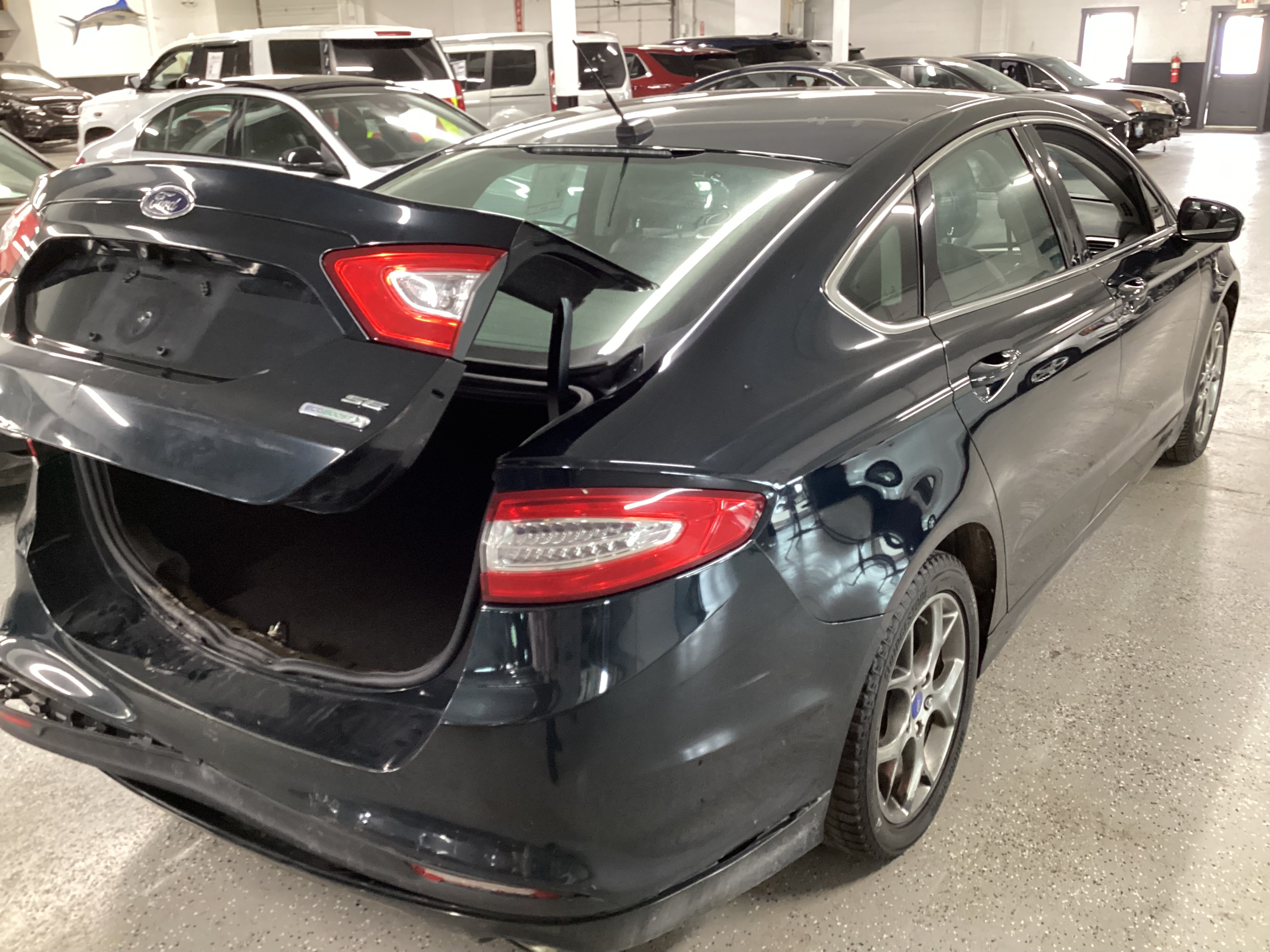 2014 FORD Fusion SE - Image 3